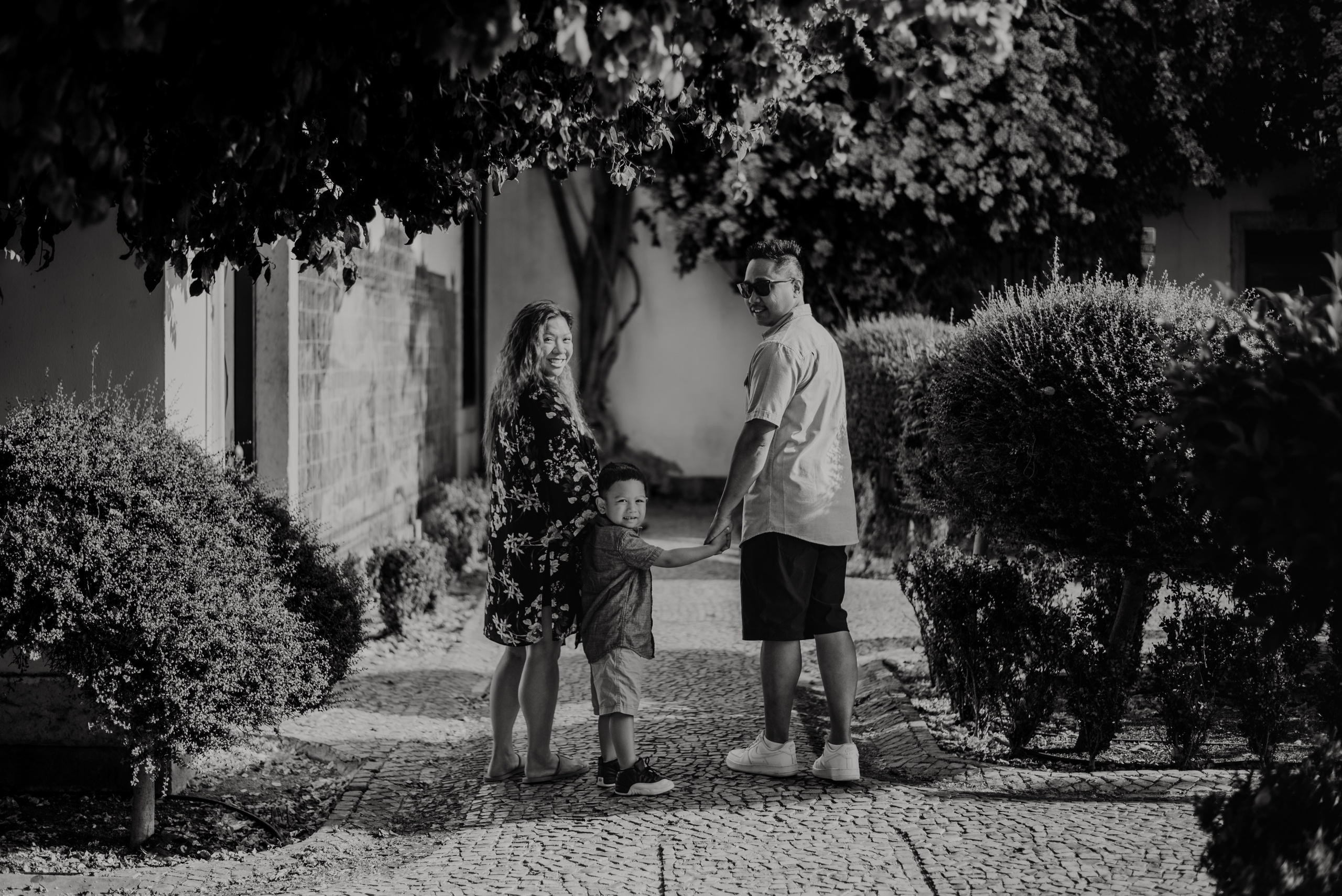 Joy and Family. Lifestyle, wedding and family photographer