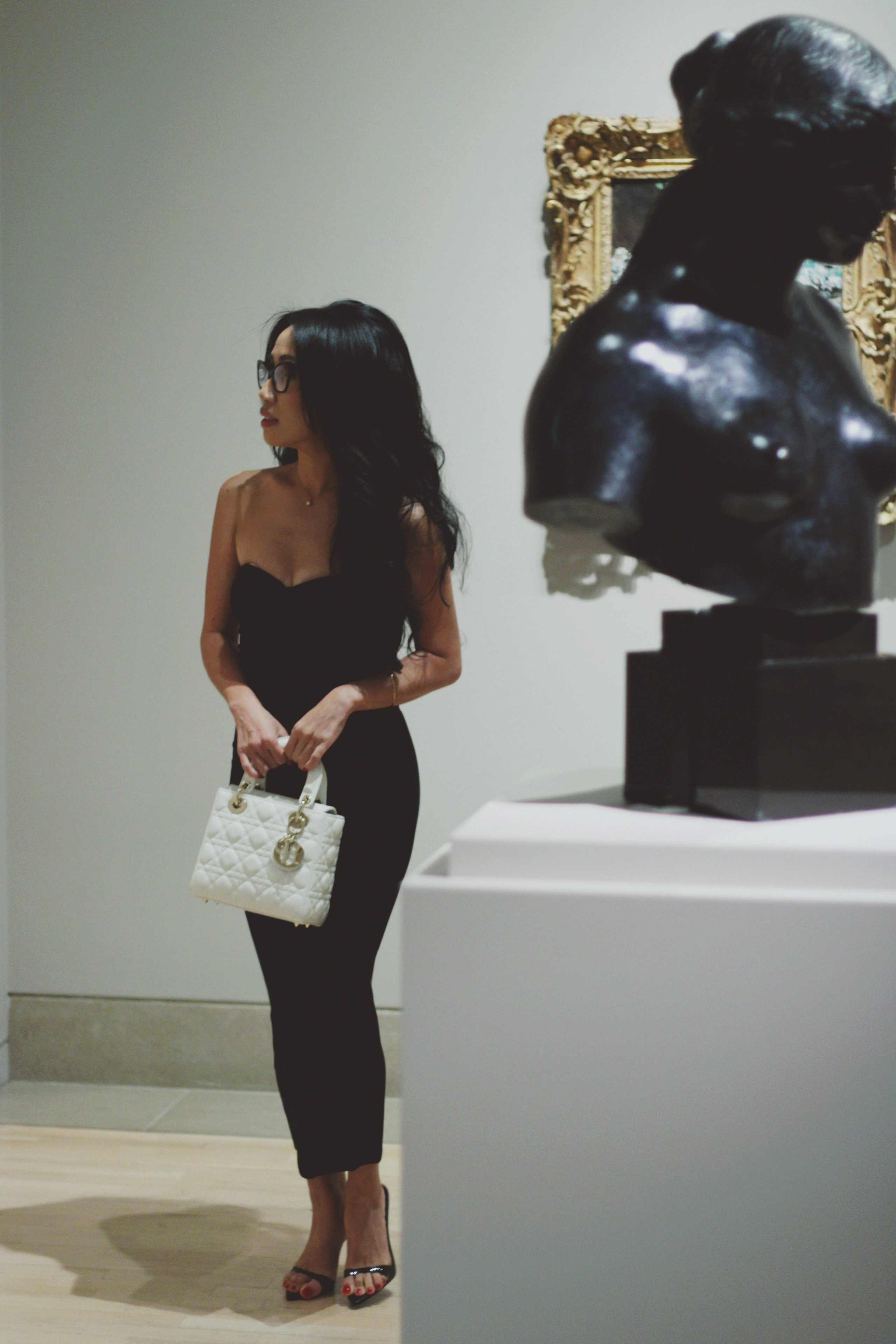 Women’s Lifestyle Indoor Photoshoot in Museum. Lana Petrychenko — Portrait & Family Photographer. Valencia, Spain