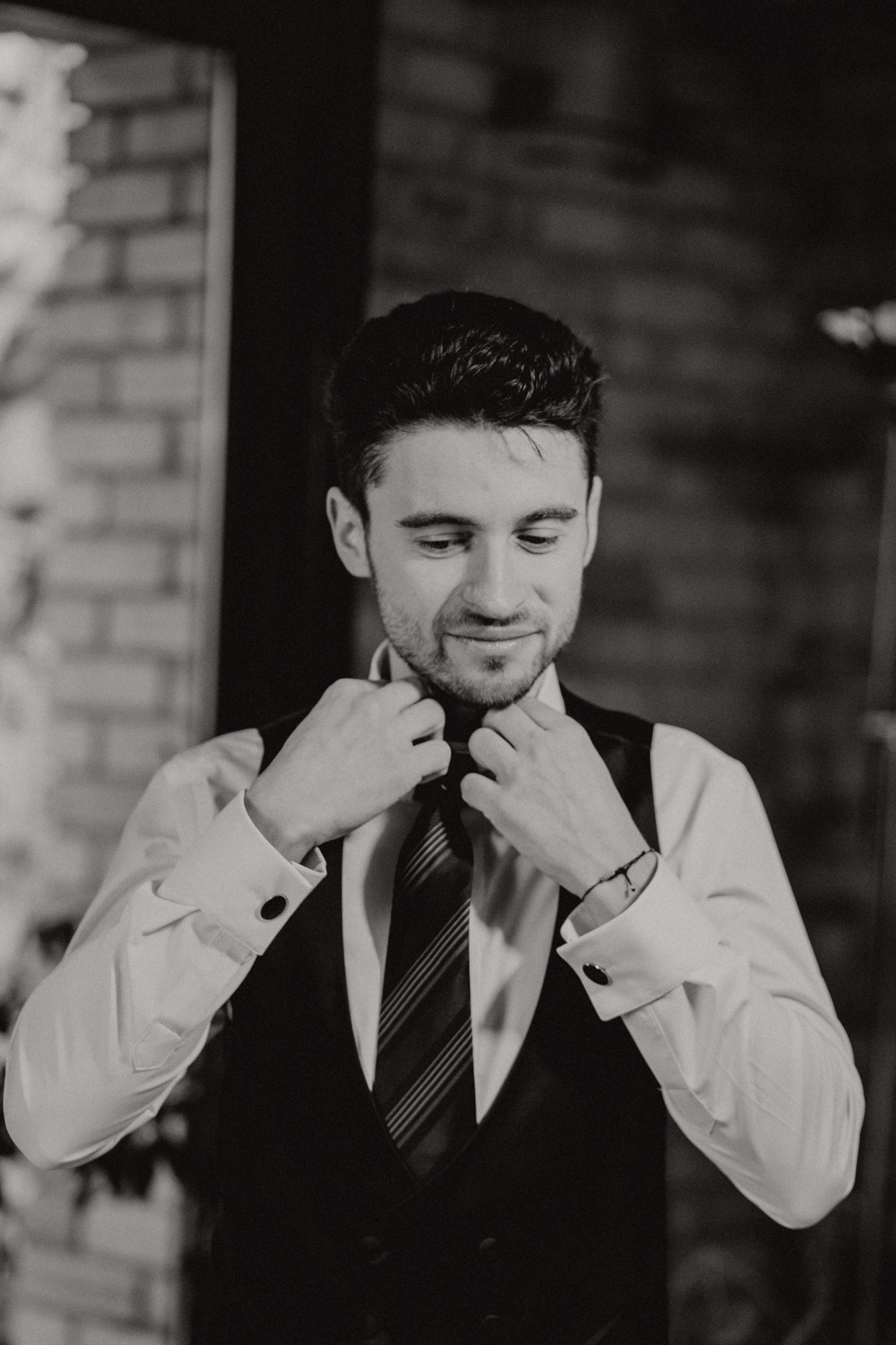 Andrei & Roxana. Wedding & couple photographer from Romania Rut Vetan