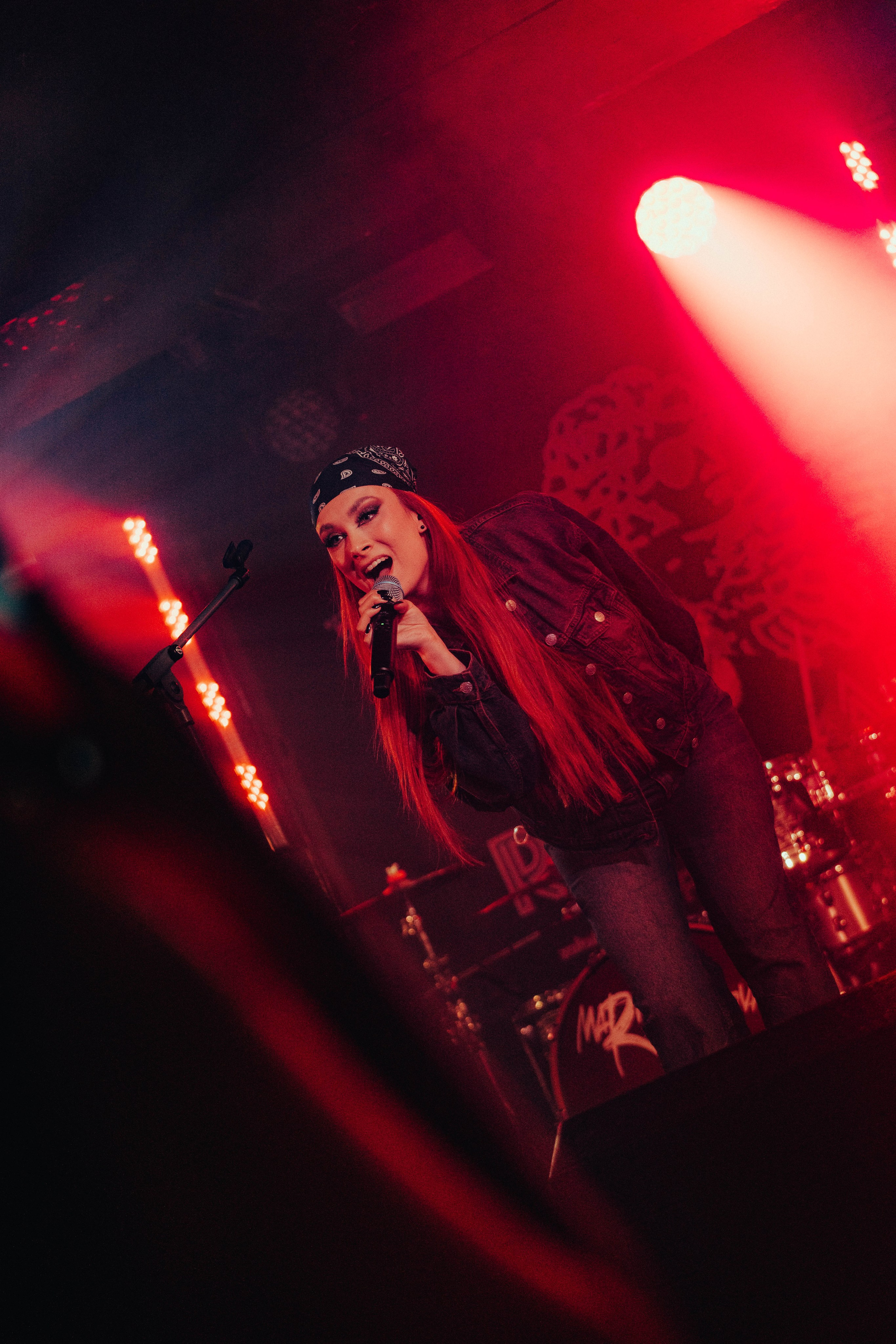 Marie Rezlerova. Rock Cafe. Concert and portrait photographer in Prague