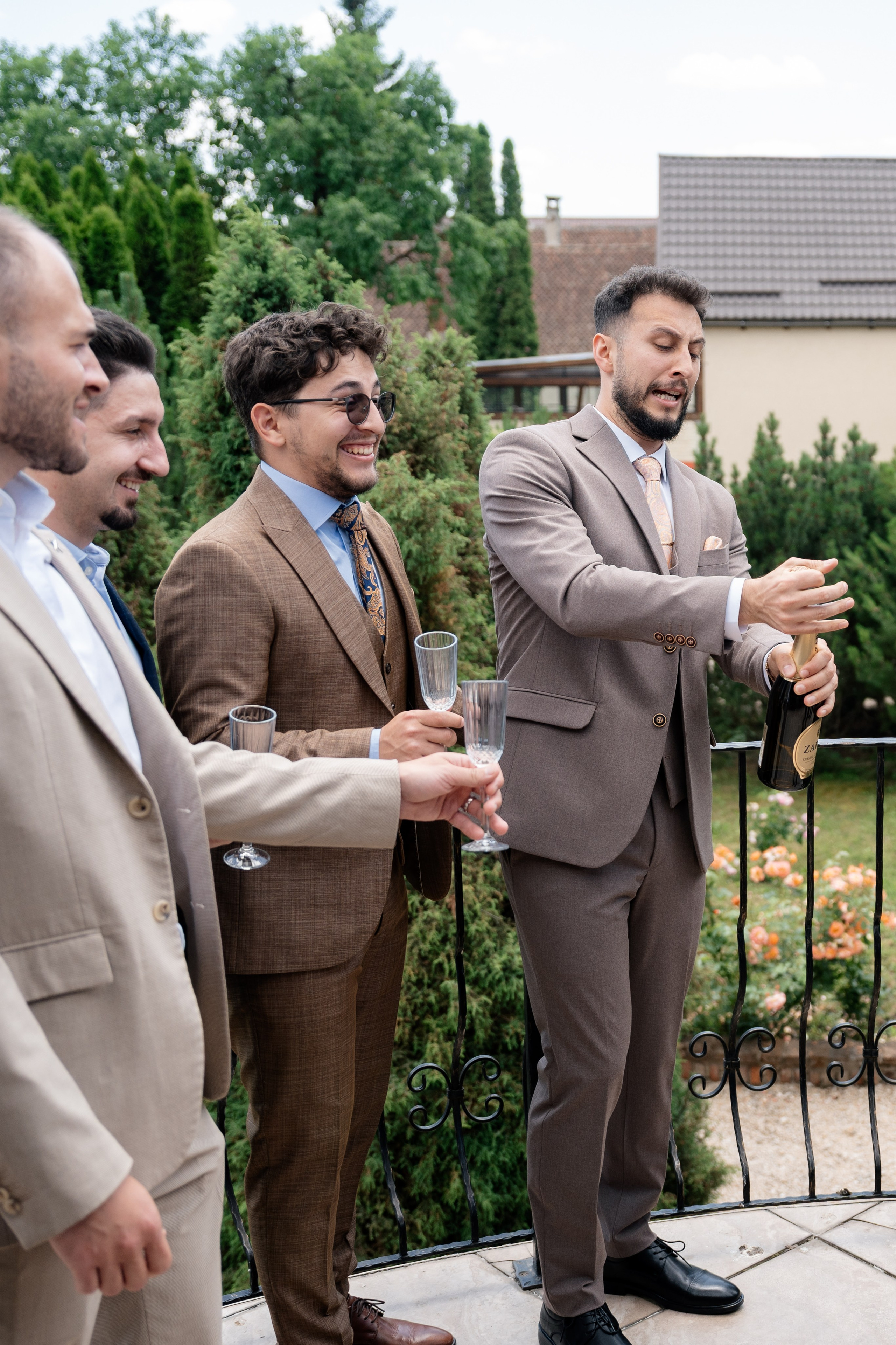 Octavia & Theo. Destination Wedding Photographer Alex Pasarelu