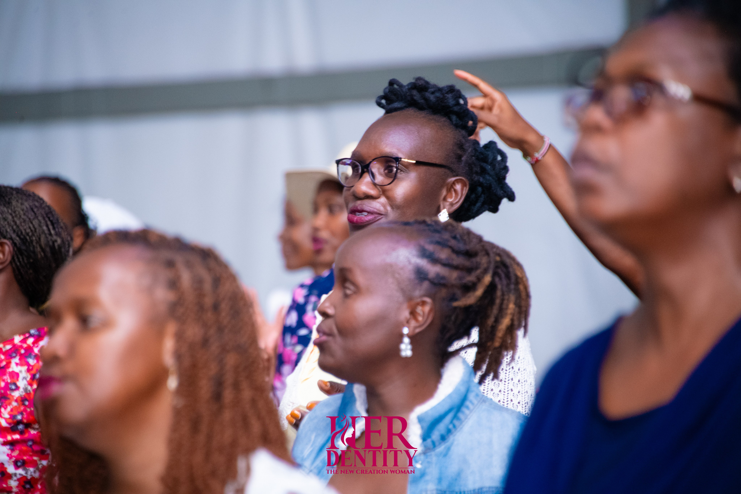 LADIES MINISTRY. Pastor Morris