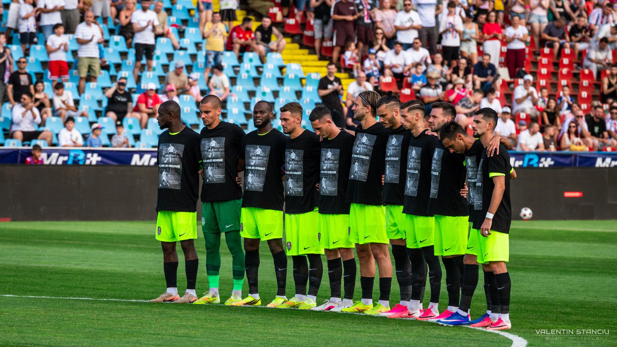 Otelul Galati — CFR Cluj. Fotograf de Sport, Portret, Produs, Corporate, Cultural și Evenimente în Galați | Valentin Stanciu