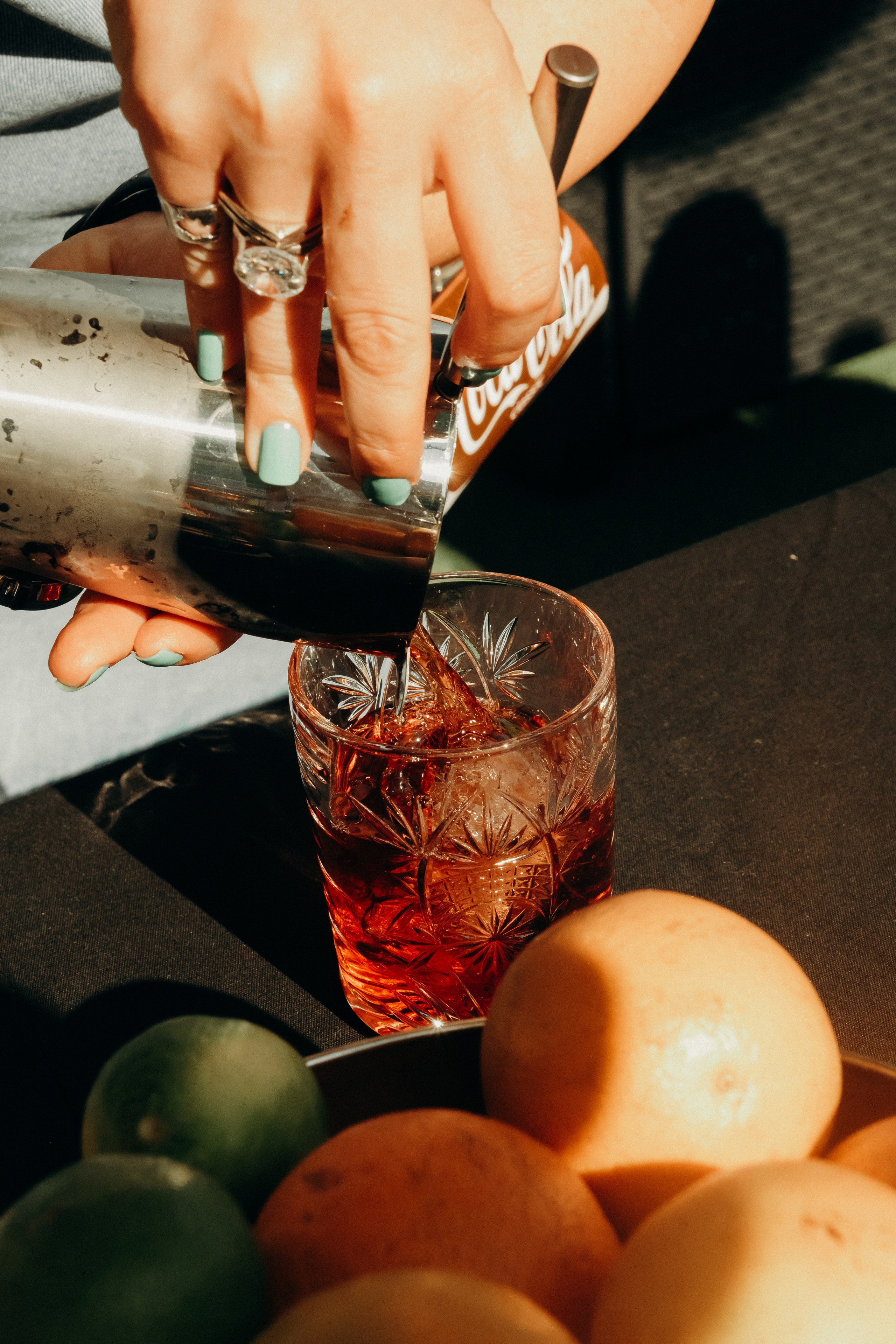 Pool party in  High Villa.  Cascais Sintra Lisbon. Валерія Сичова. Сімейний та репортажний фотограф в Португаліі