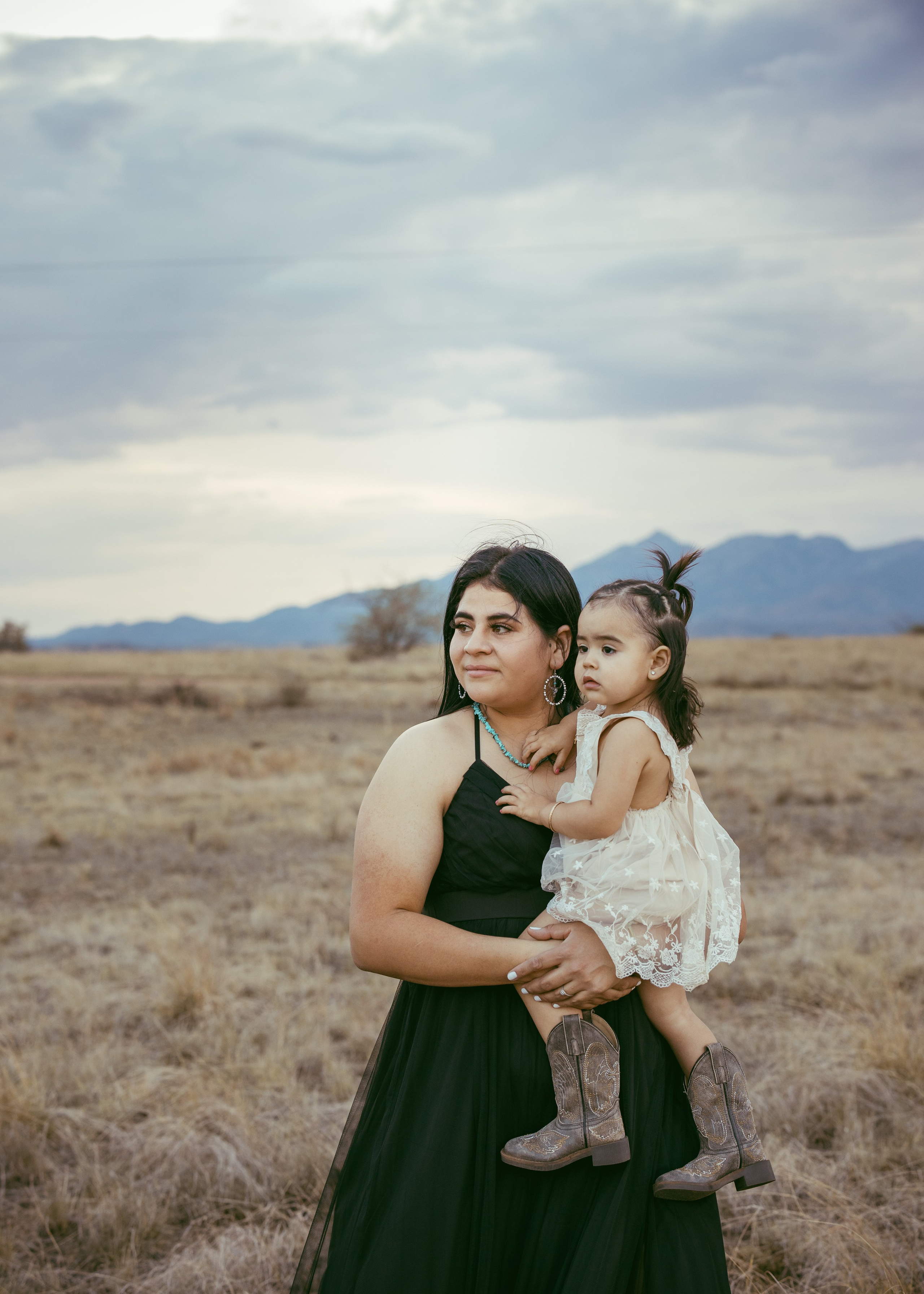 Family photographer Rochester Hills. Anastasia Post: Wedding and Editorial Photography