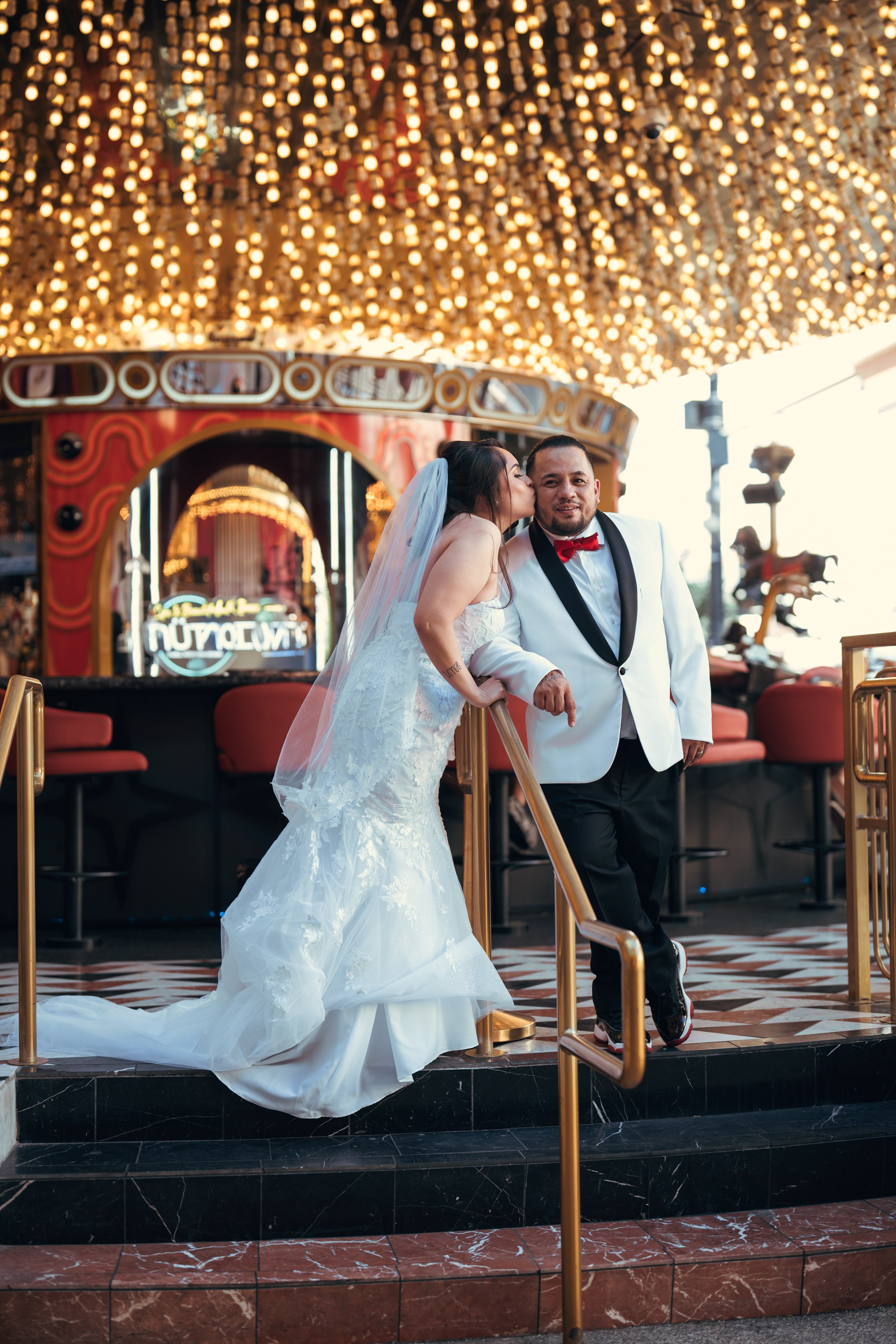 Lupita&Randel. Wedding & elopement photographer Viktoriya Kravtsov. Las Vegas