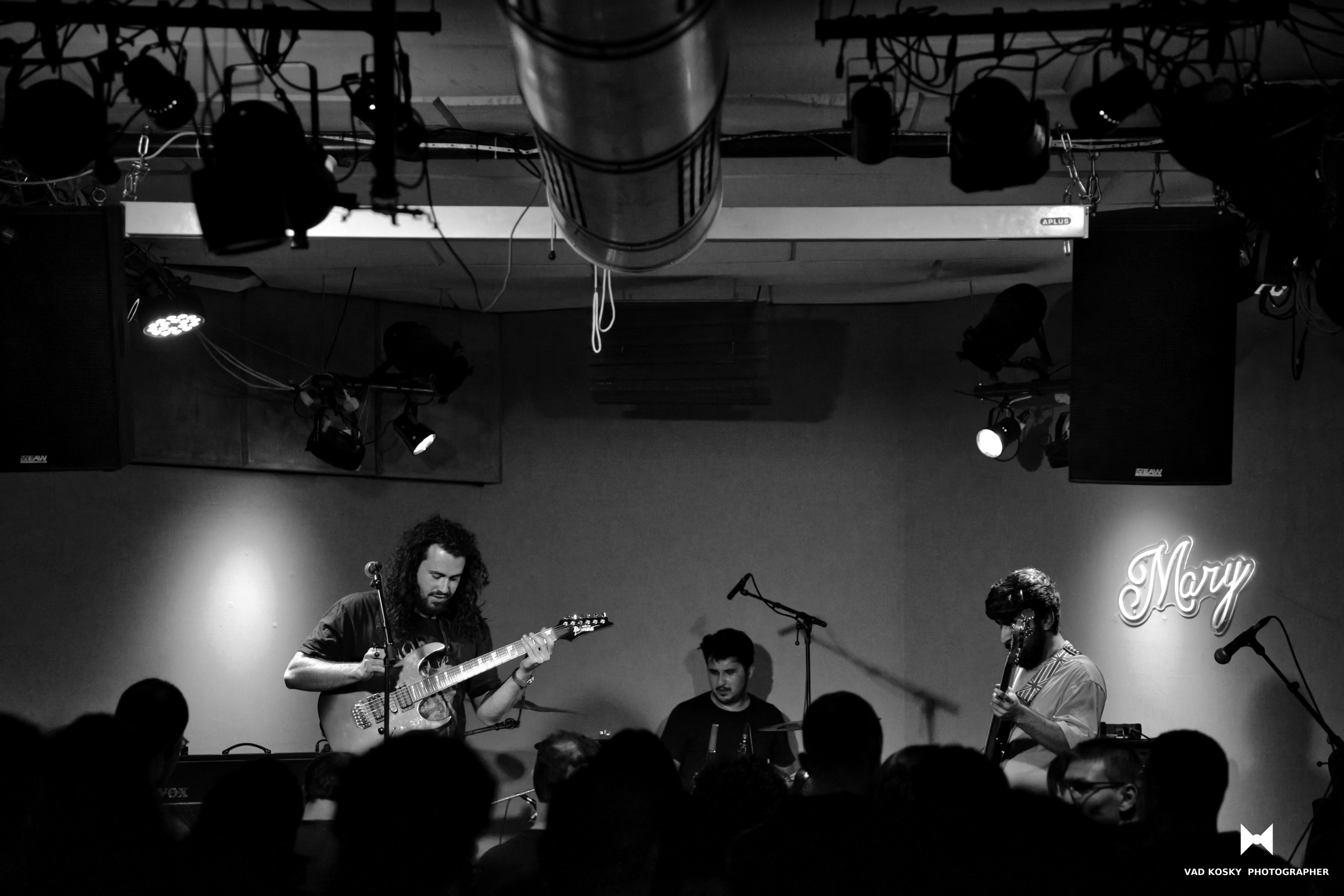 לעקת עש. — Mary Bar Haifa 28.11.25. Vad Kosky Photographer