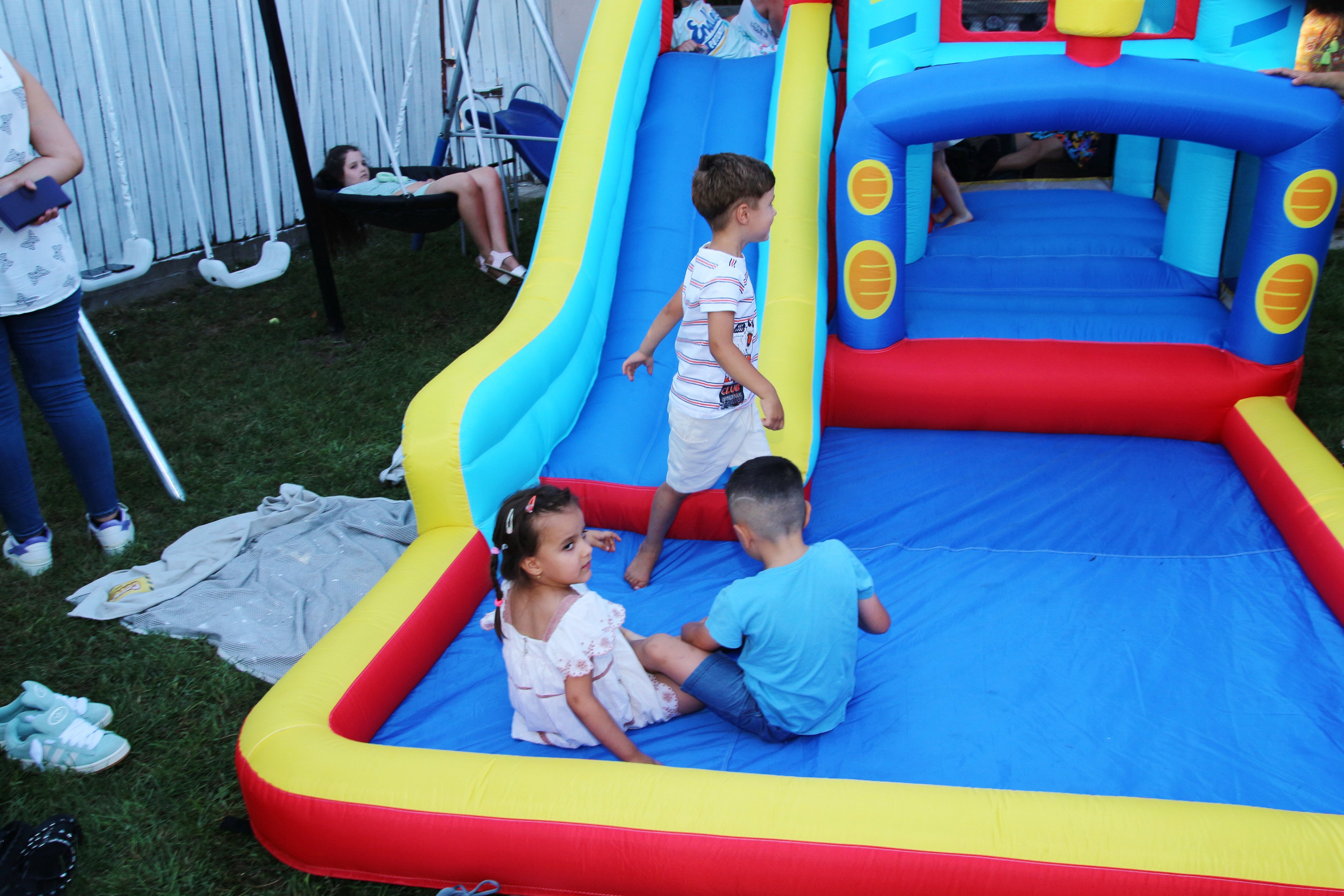 BYZO MEDIA. PETRU BYZO - family and children photographer in ROMANIA