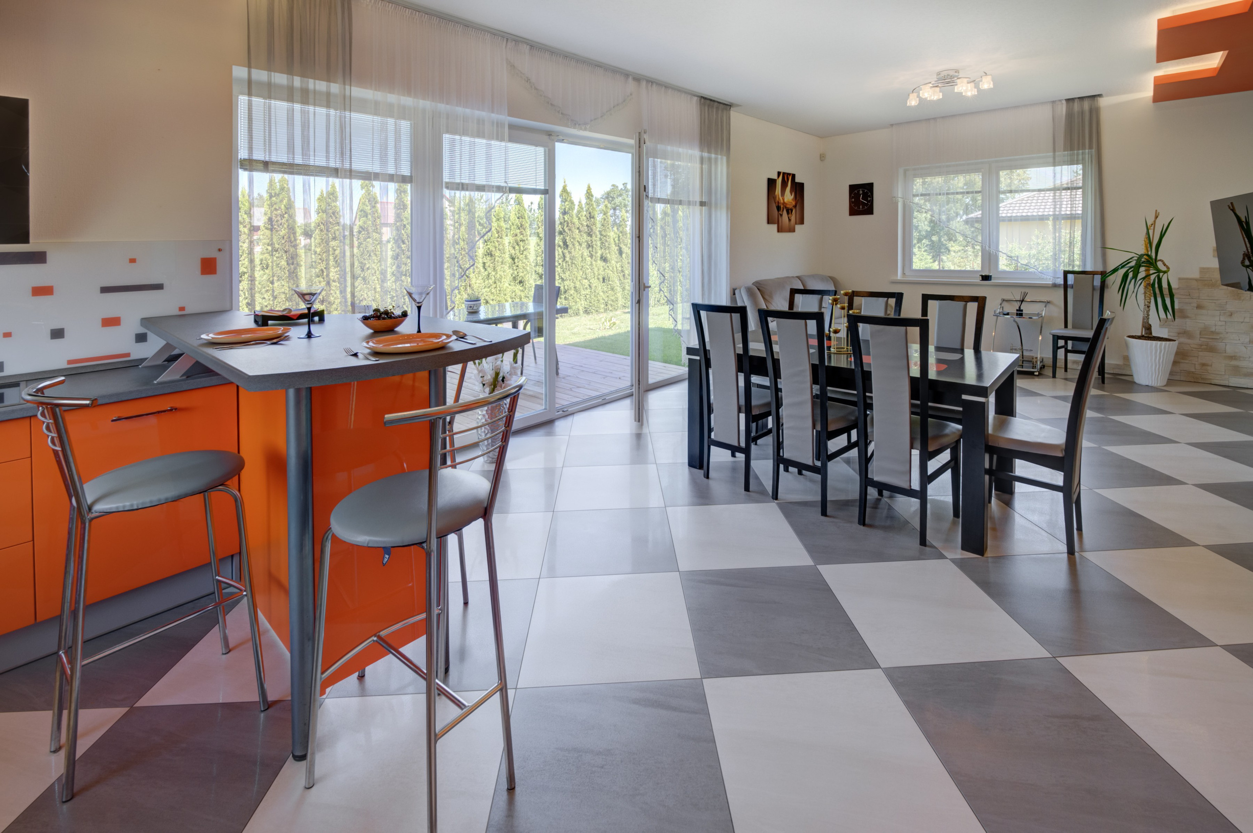 Žudiškių k. Ežero g. 70, Rešes sen. Elina Sapiega fotografė Vilniuje