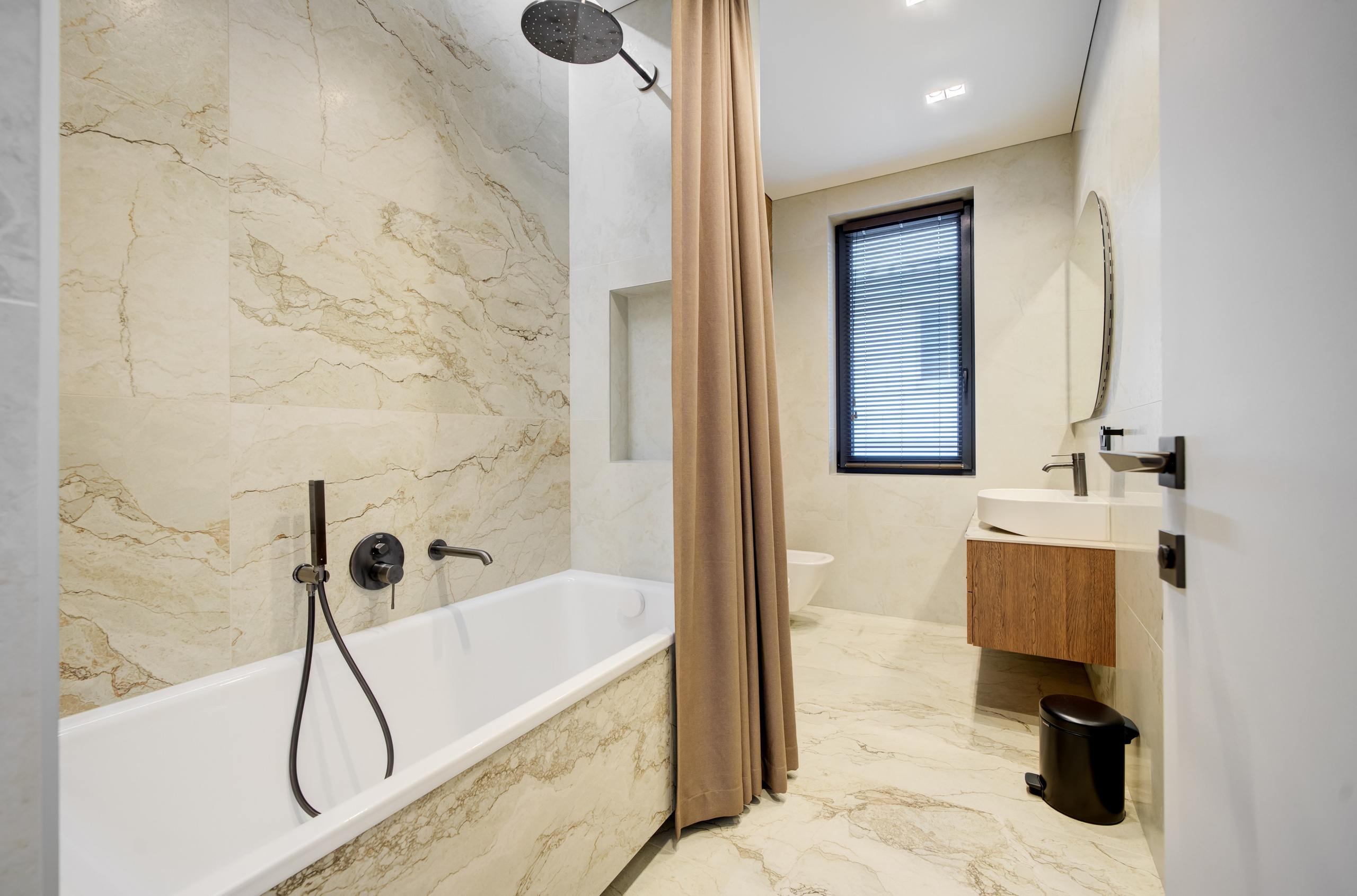 Profesionali nekilnojamojo turto fotografija — dizainerinis namas Sapiegos g