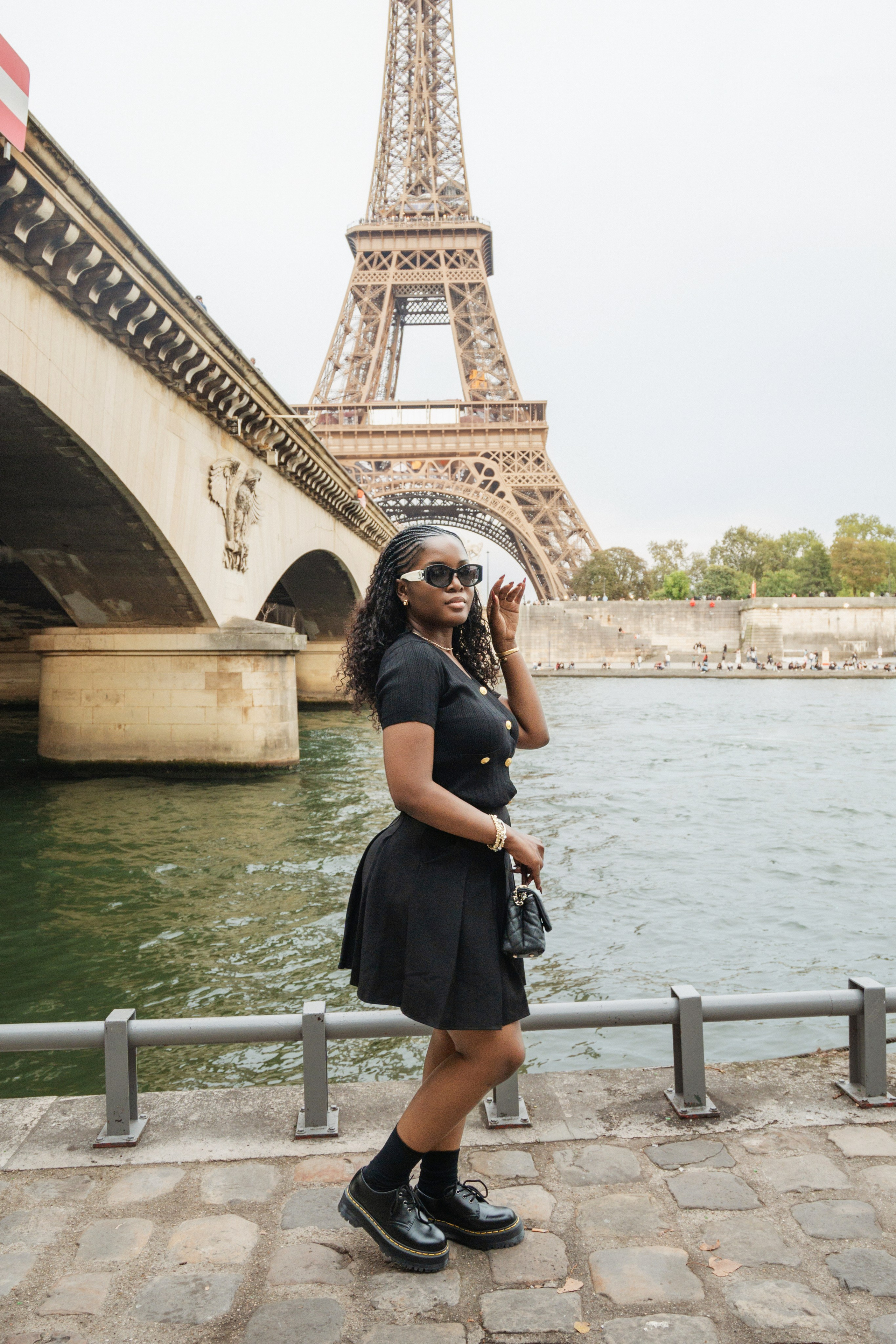 Juanita (1 hour). Photographer in Paris|Solo and groups, portraits & content, couples photo-shoot in Paris at the best locations