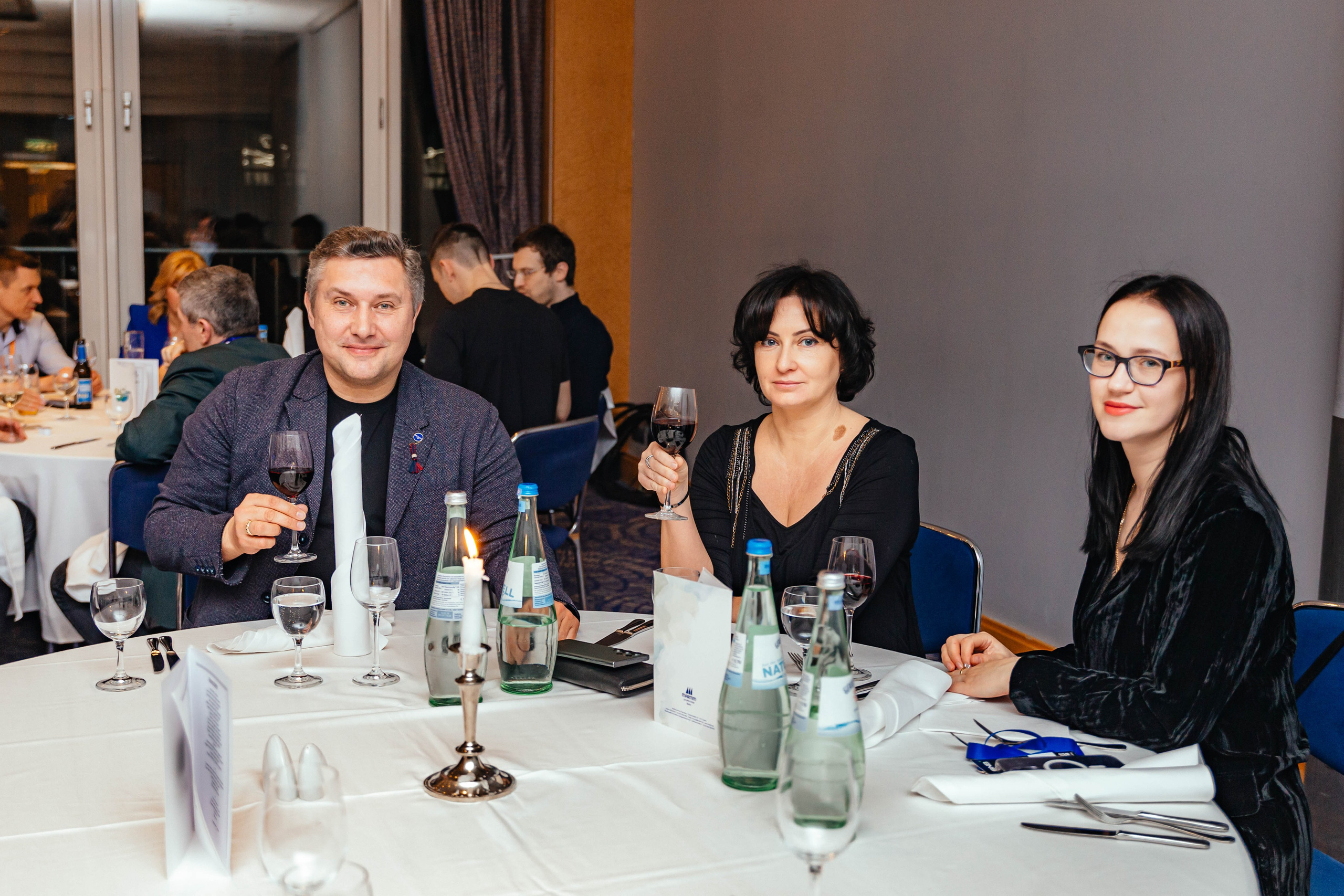 Club Bizon. Portrait family photographer in Berlin Elena Zakh