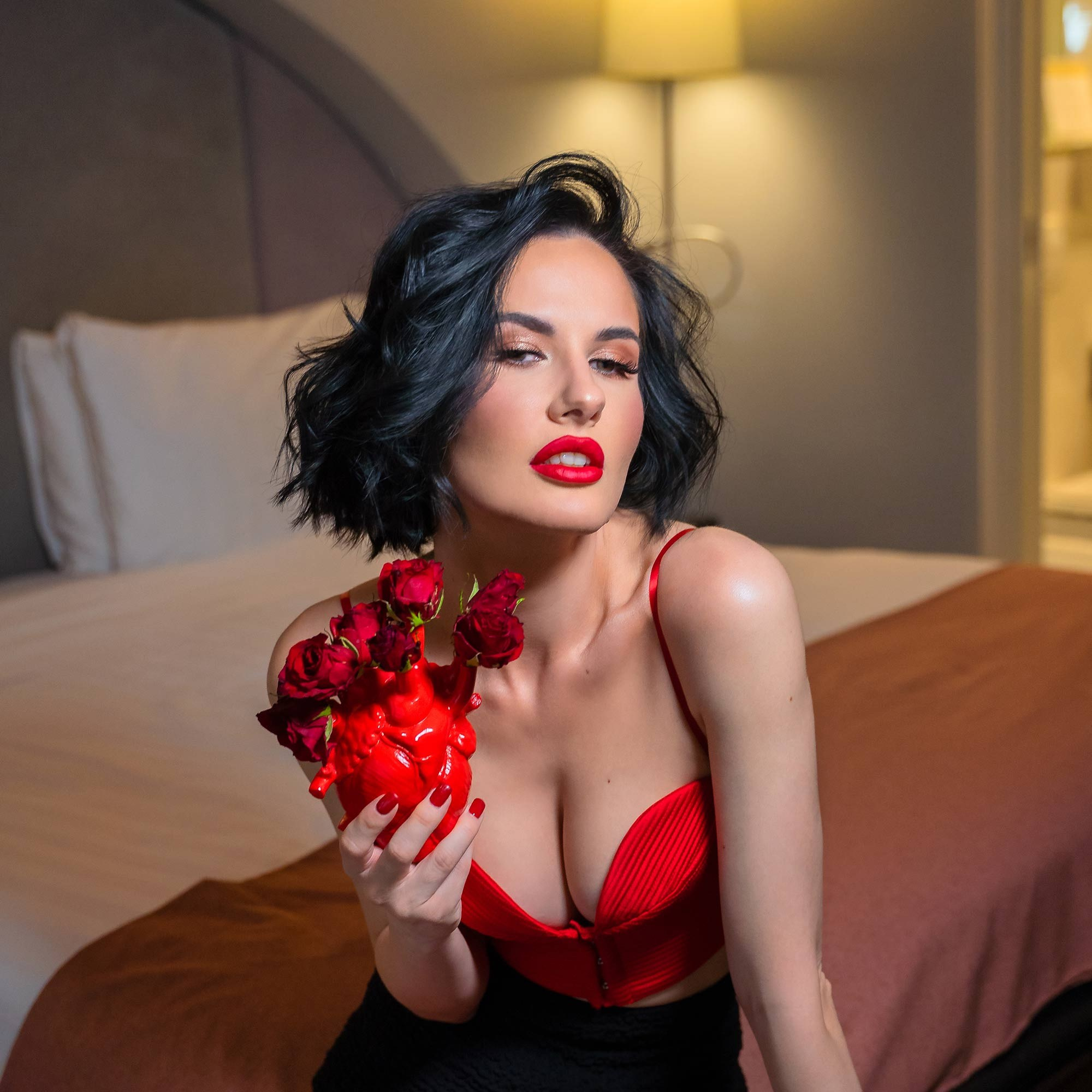 Wedding hairstyles in Rome, Italy. Curls, waves, up-do’s. Makeup artist and hairstylist in Rome Italy | Kate Lisi