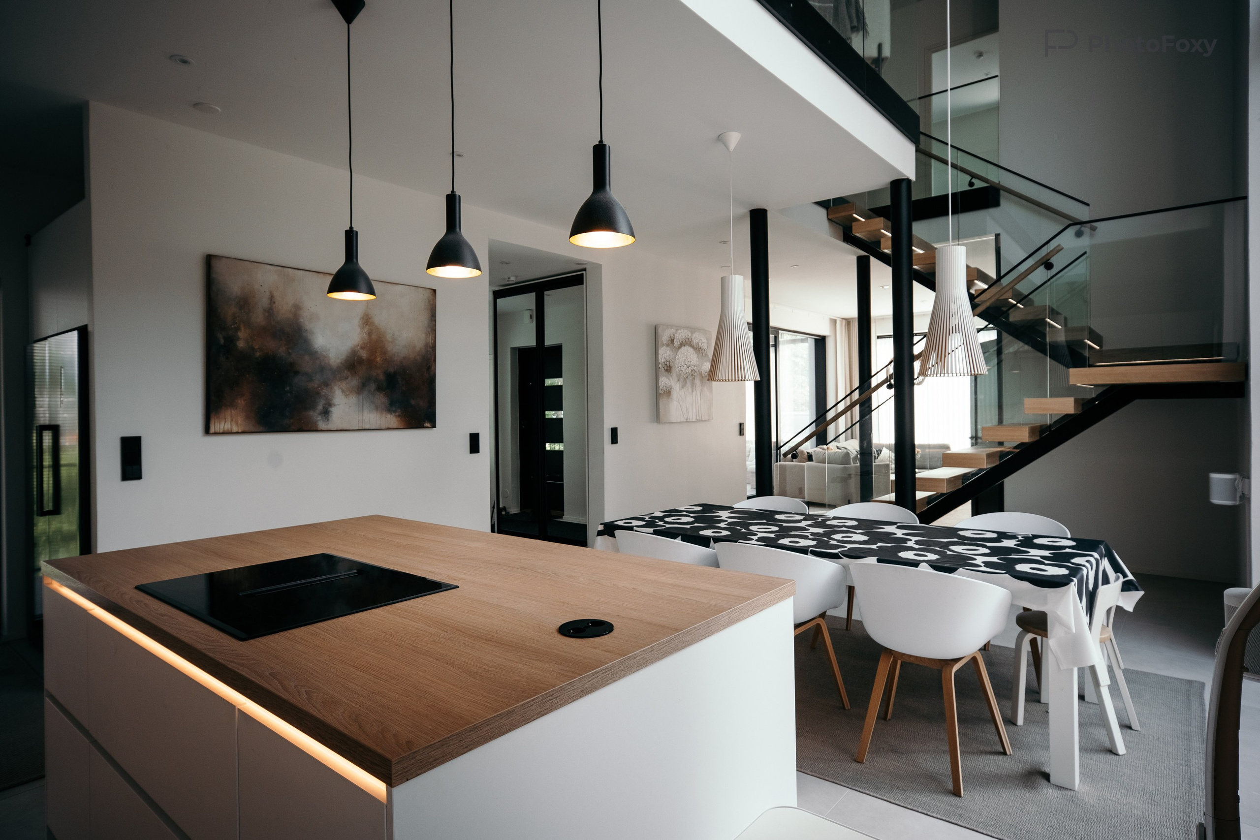 Skandinaavinen lämpö. Valokuvaaja Lahti, Helsinki Elena Salonen