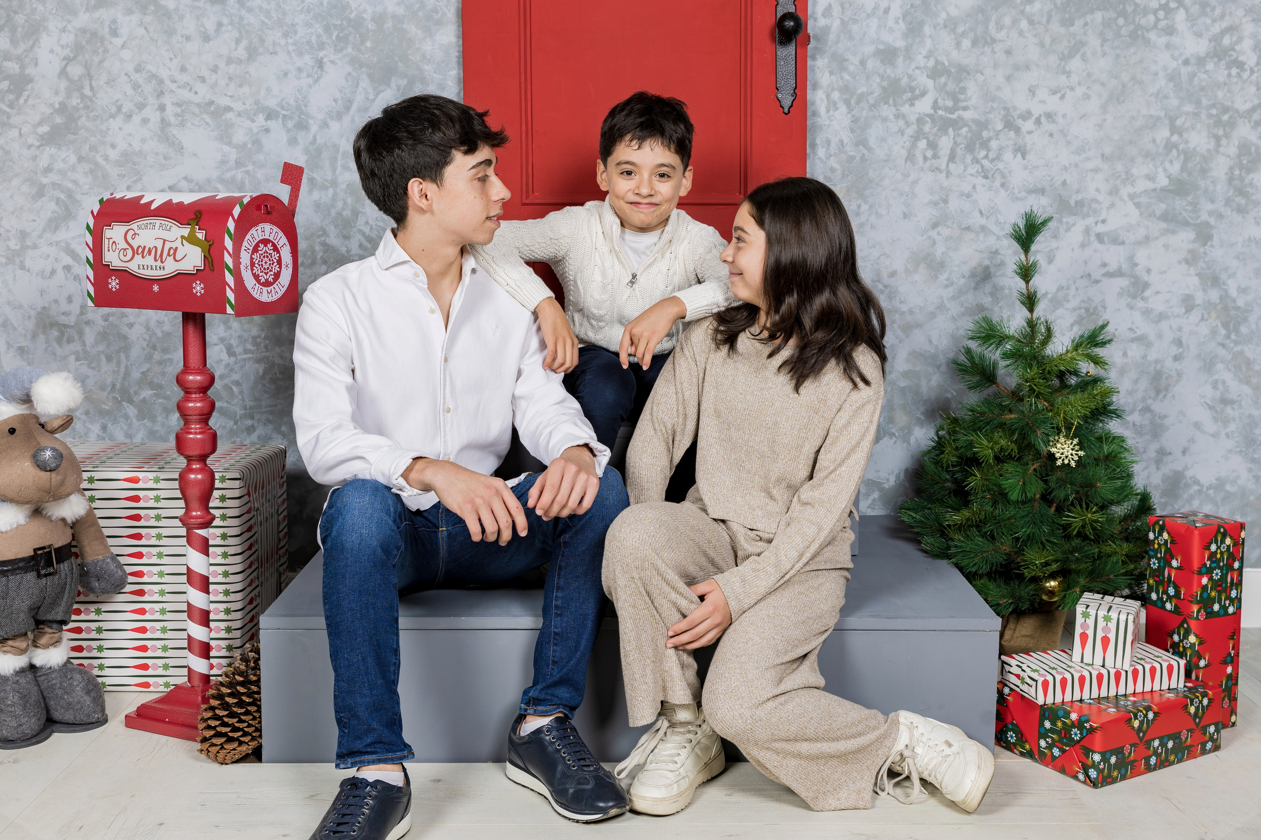 Campaña de Fotografía Navideña 2024 - Rainbox Madrid. Rainbox Estudio de Fotografía