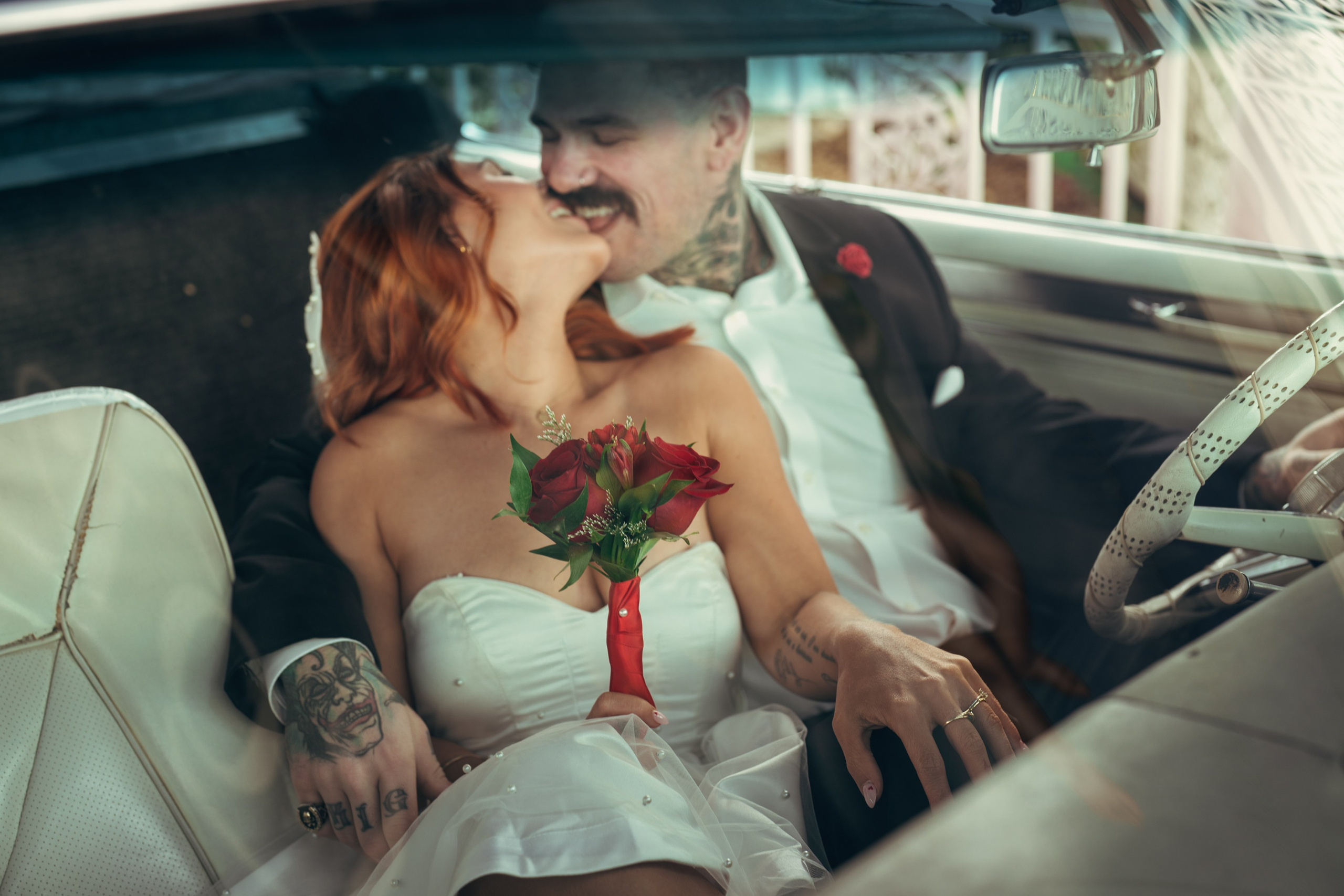 Daniel&Tyla. Wedding & elopement photographer Viktoriya Kravtsov. Las Vegas
