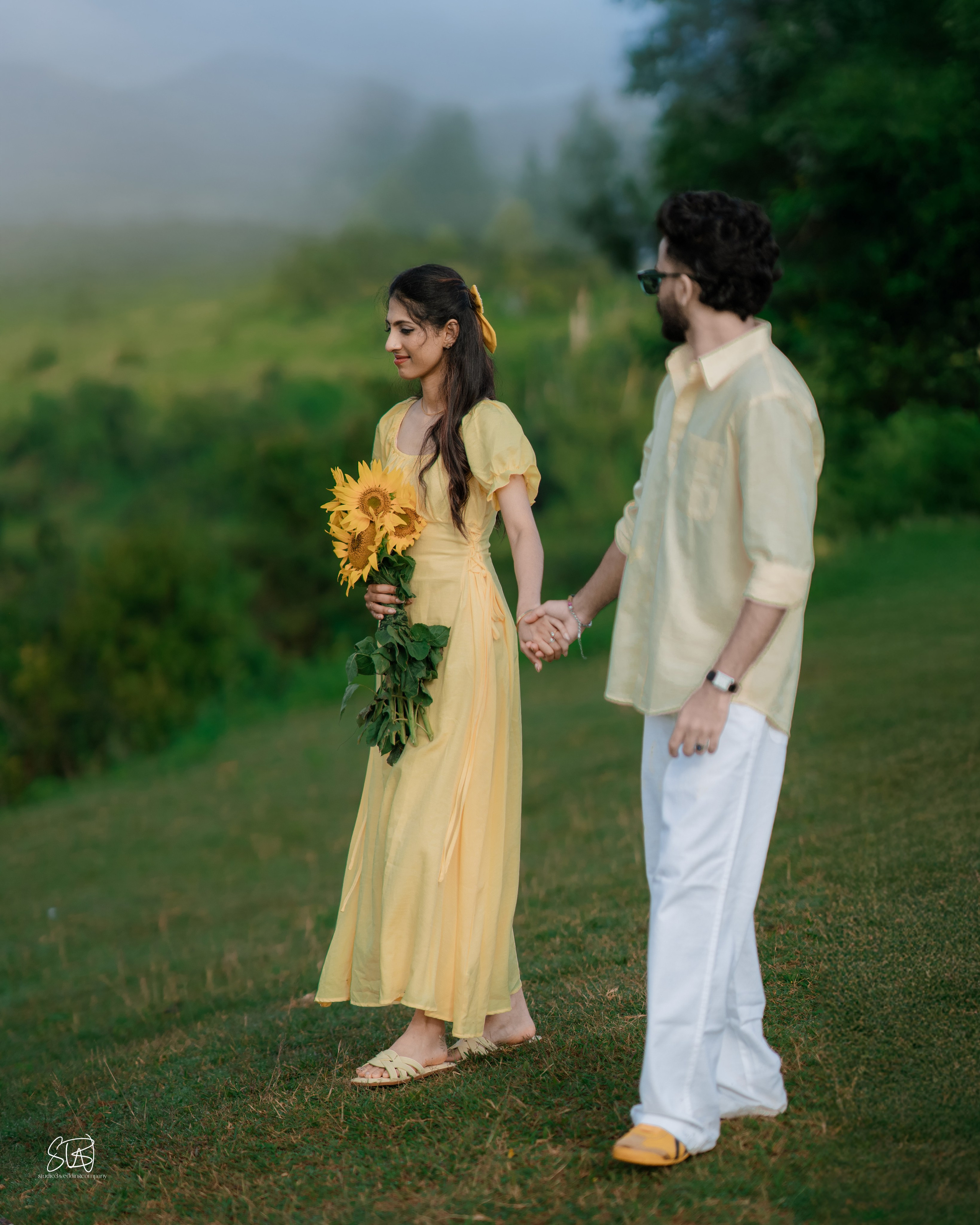 SUNFLOWER. STUDIO3WEDDINGCOMPANY