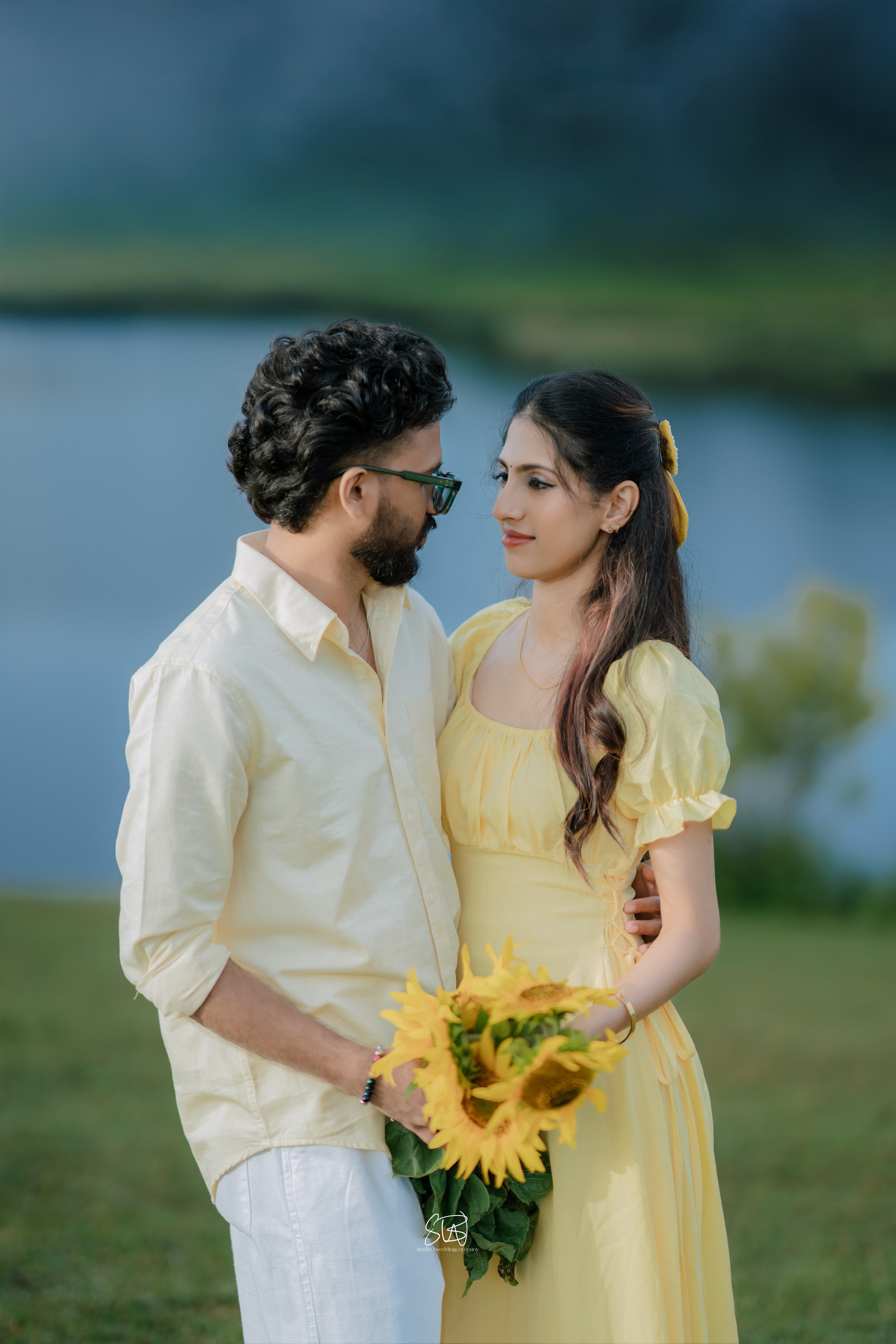 SUNFLOWER. STUDIO3WEDDINGCOMPANY