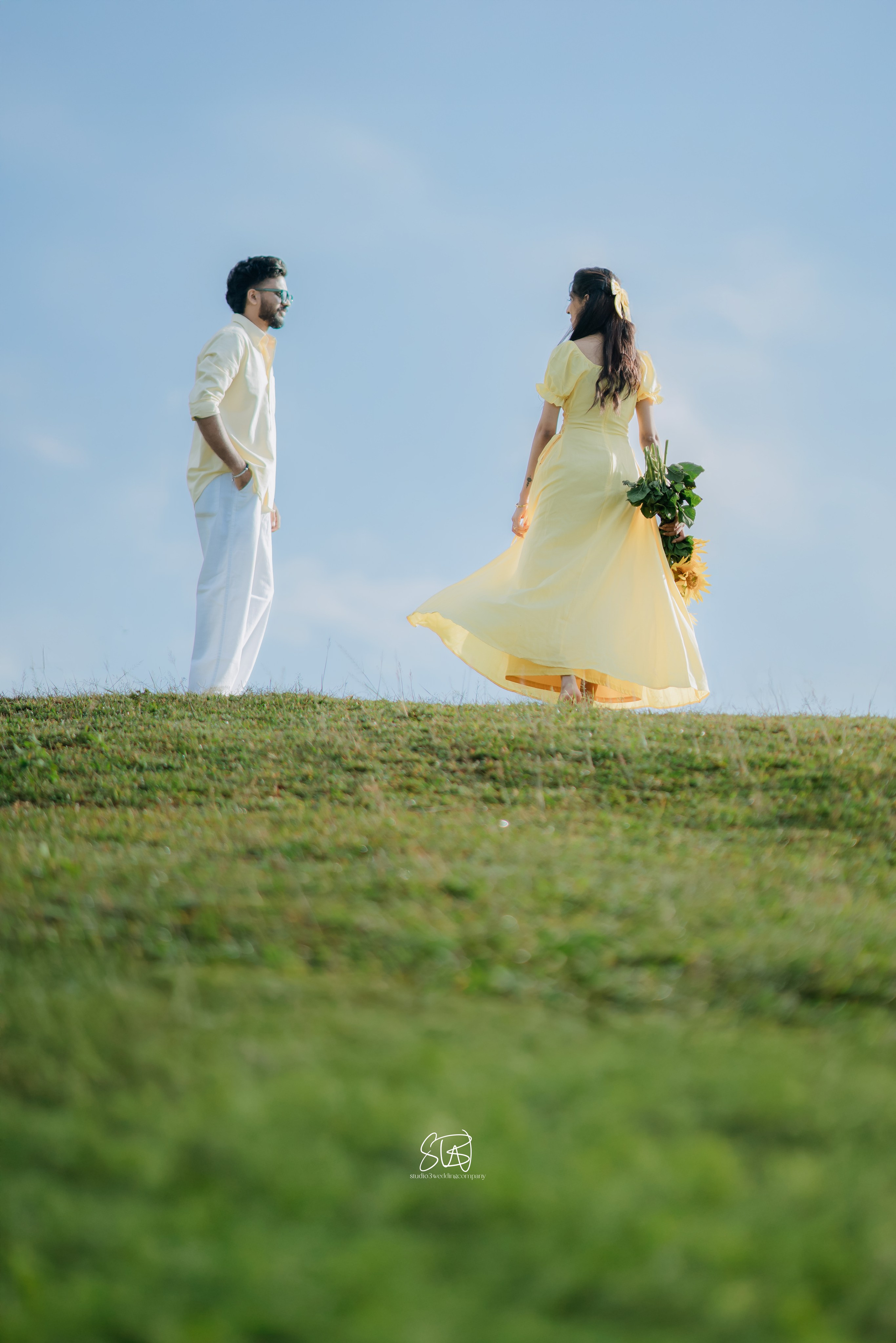 SUNFLOWER. STUDIO3WEDDINGCOMPANY
