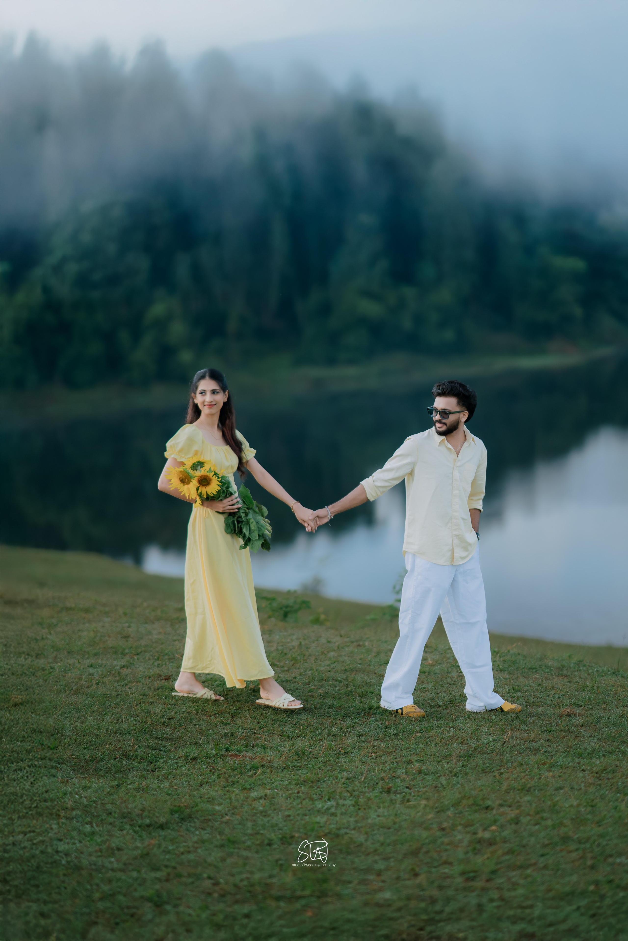 SUNFLOWER. STUDIO3WEDDINGCOMPANY