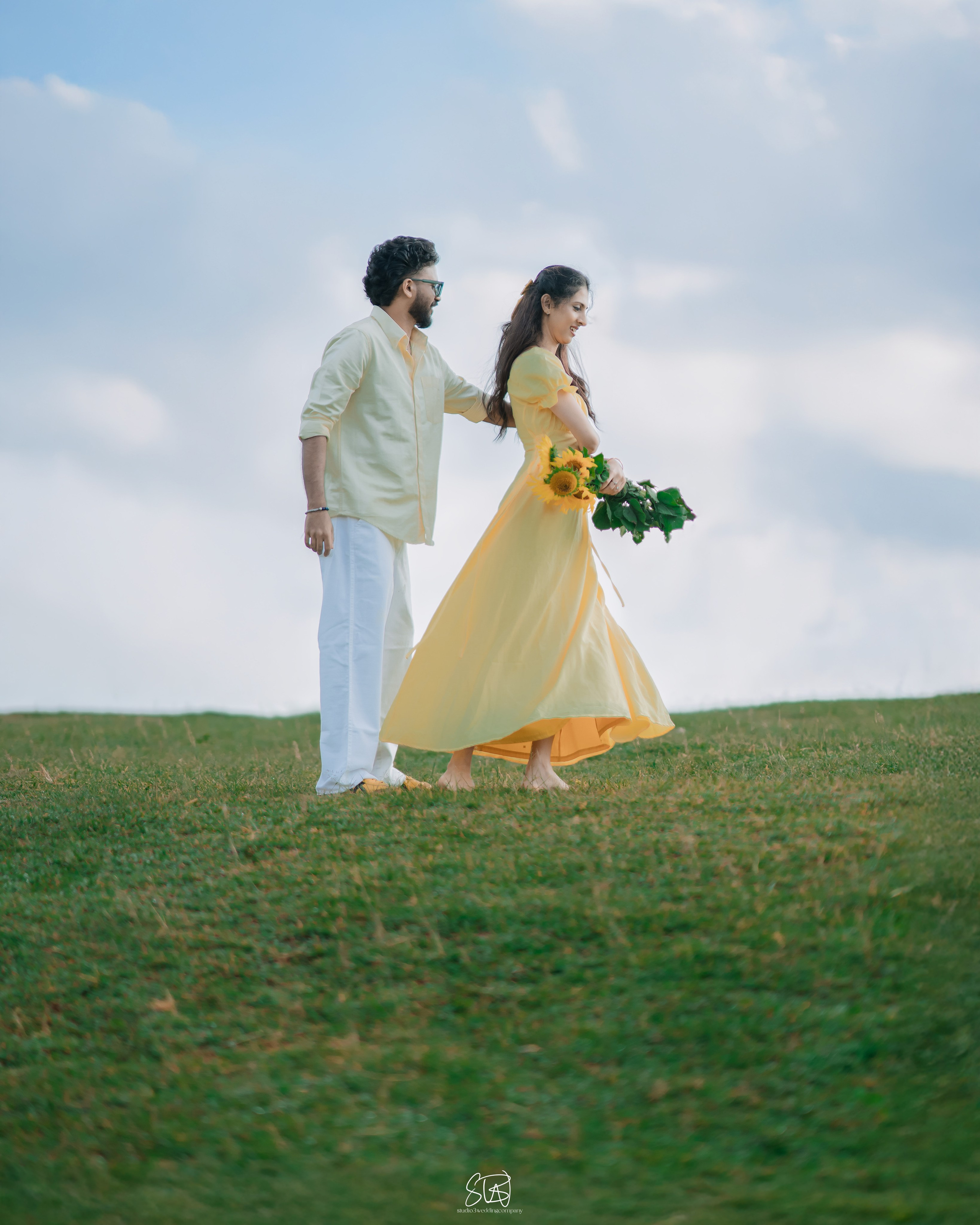 SUNFLOWER. STUDIO3WEDDINGCOMPANY