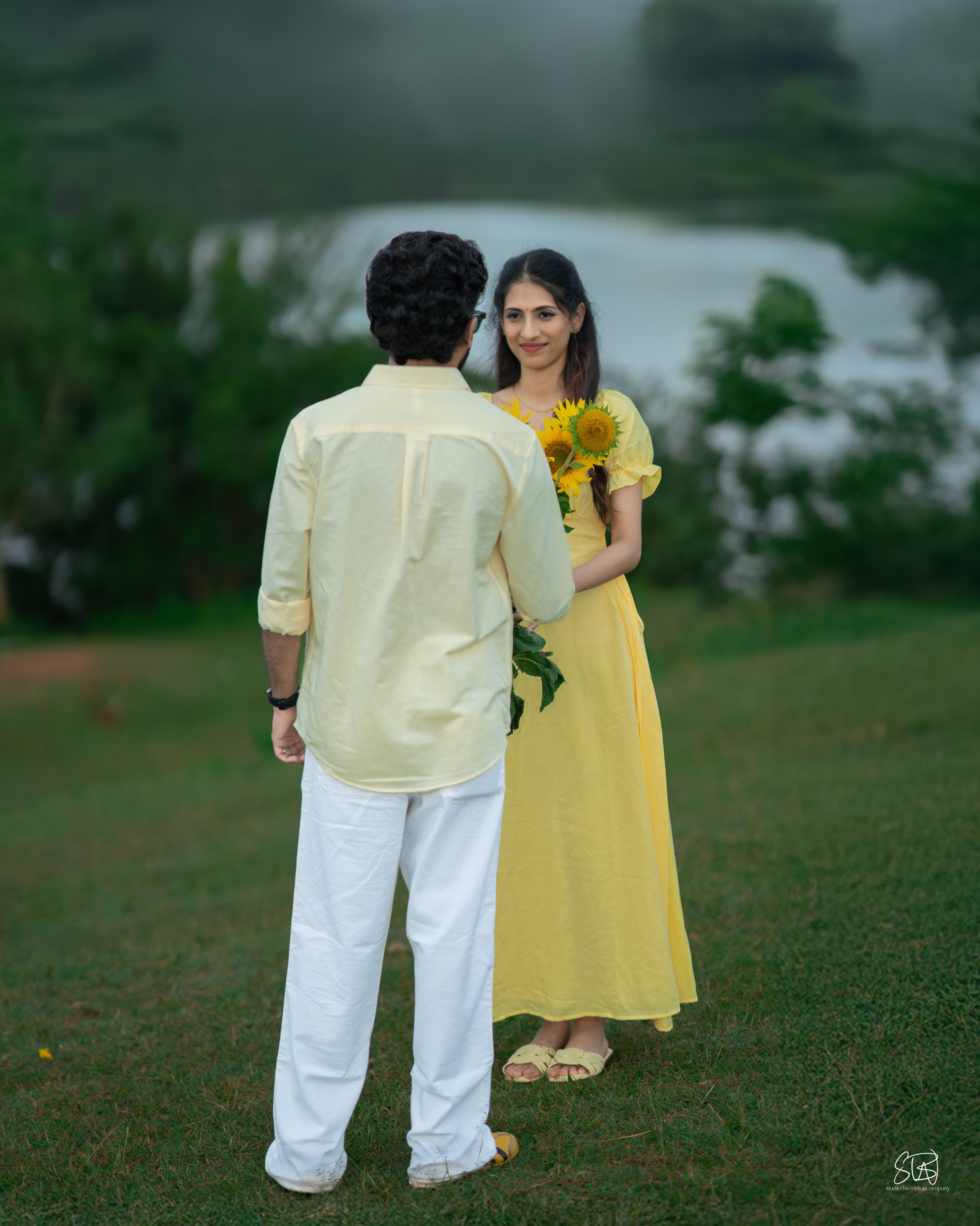SUNFLOWER. STUDIO3WEDDINGCOMPANY