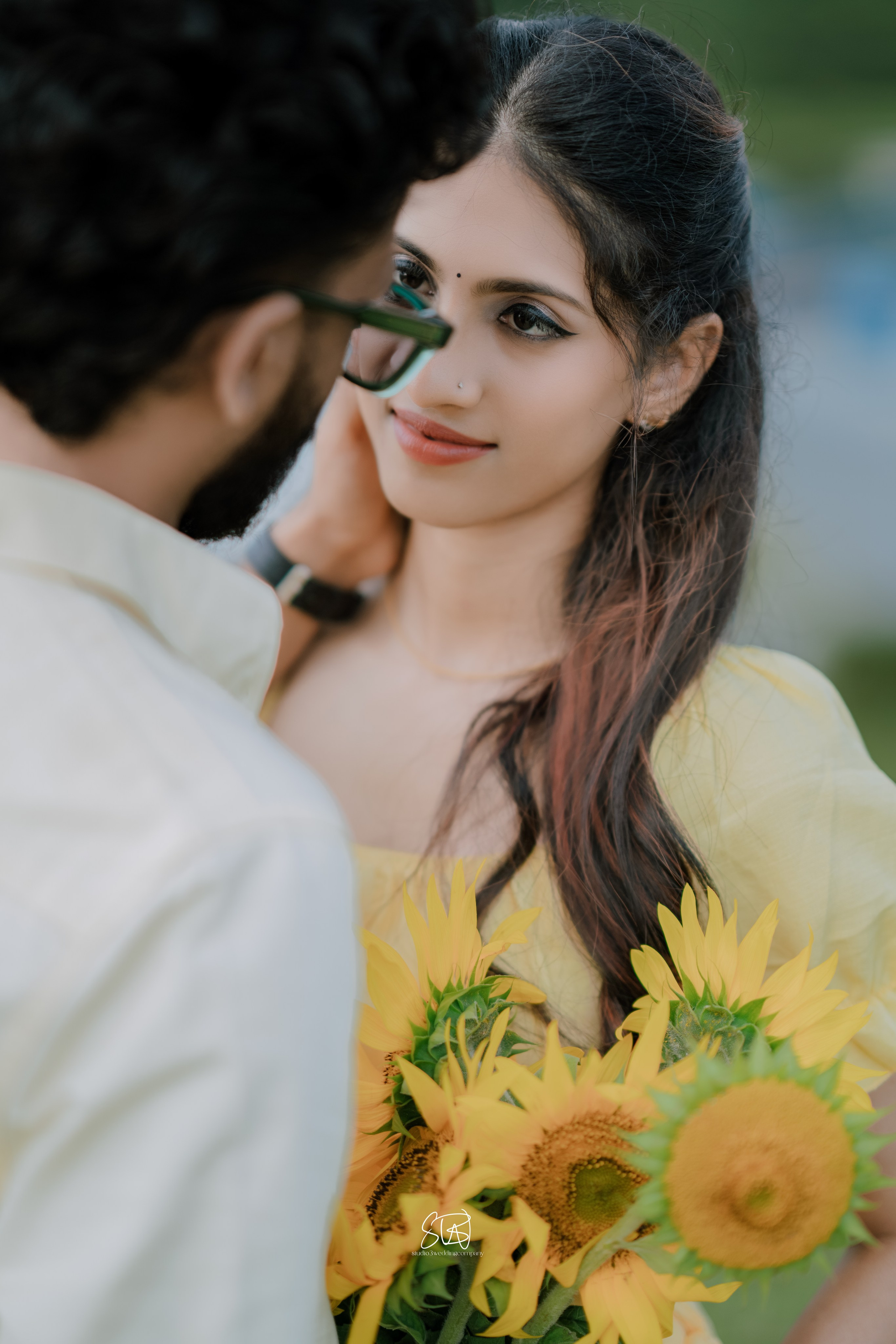 SUNFLOWER. STUDIO3WEDDINGCOMPANY