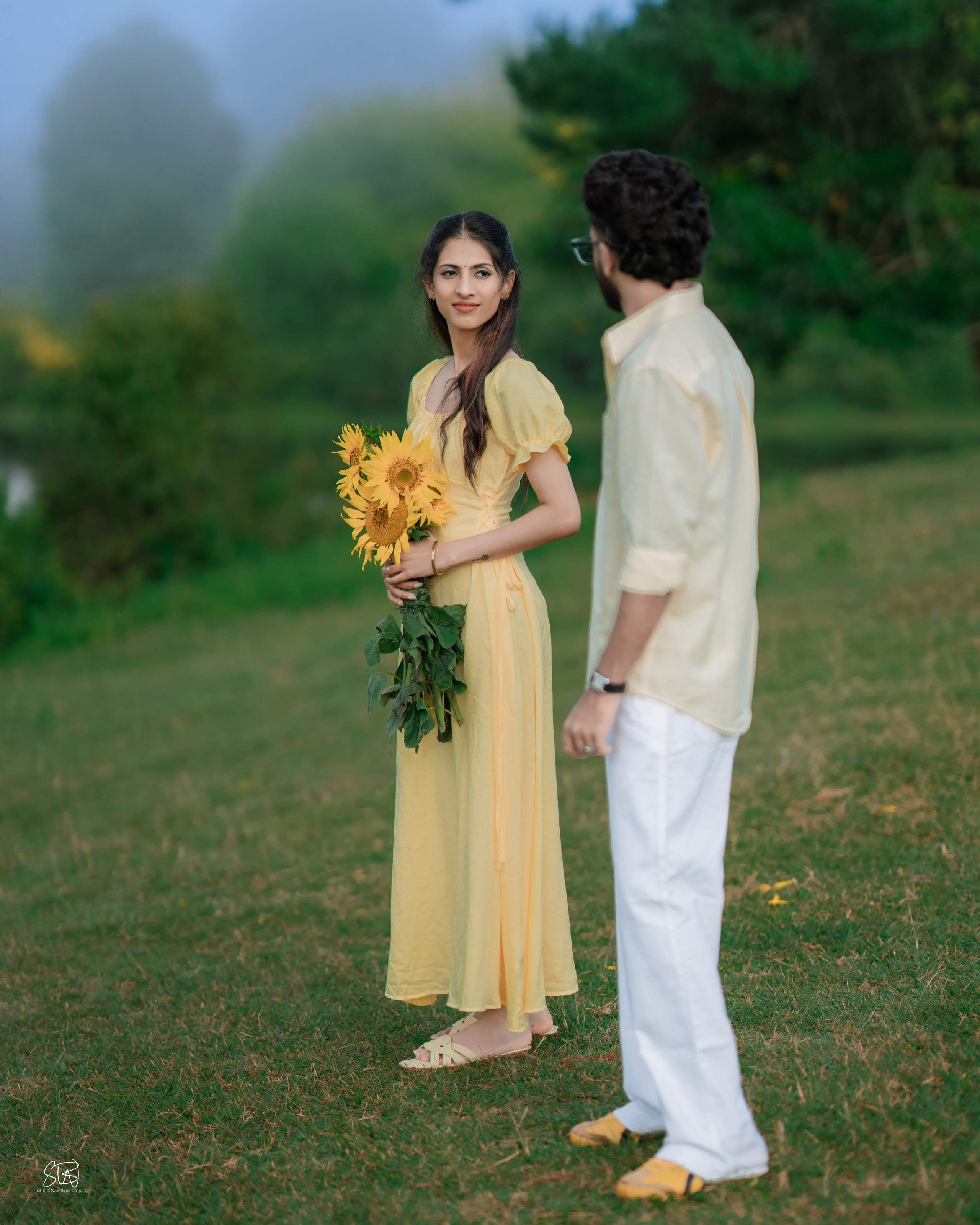 SUNFLOWER. STUDIO3WEDDINGCOMPANY