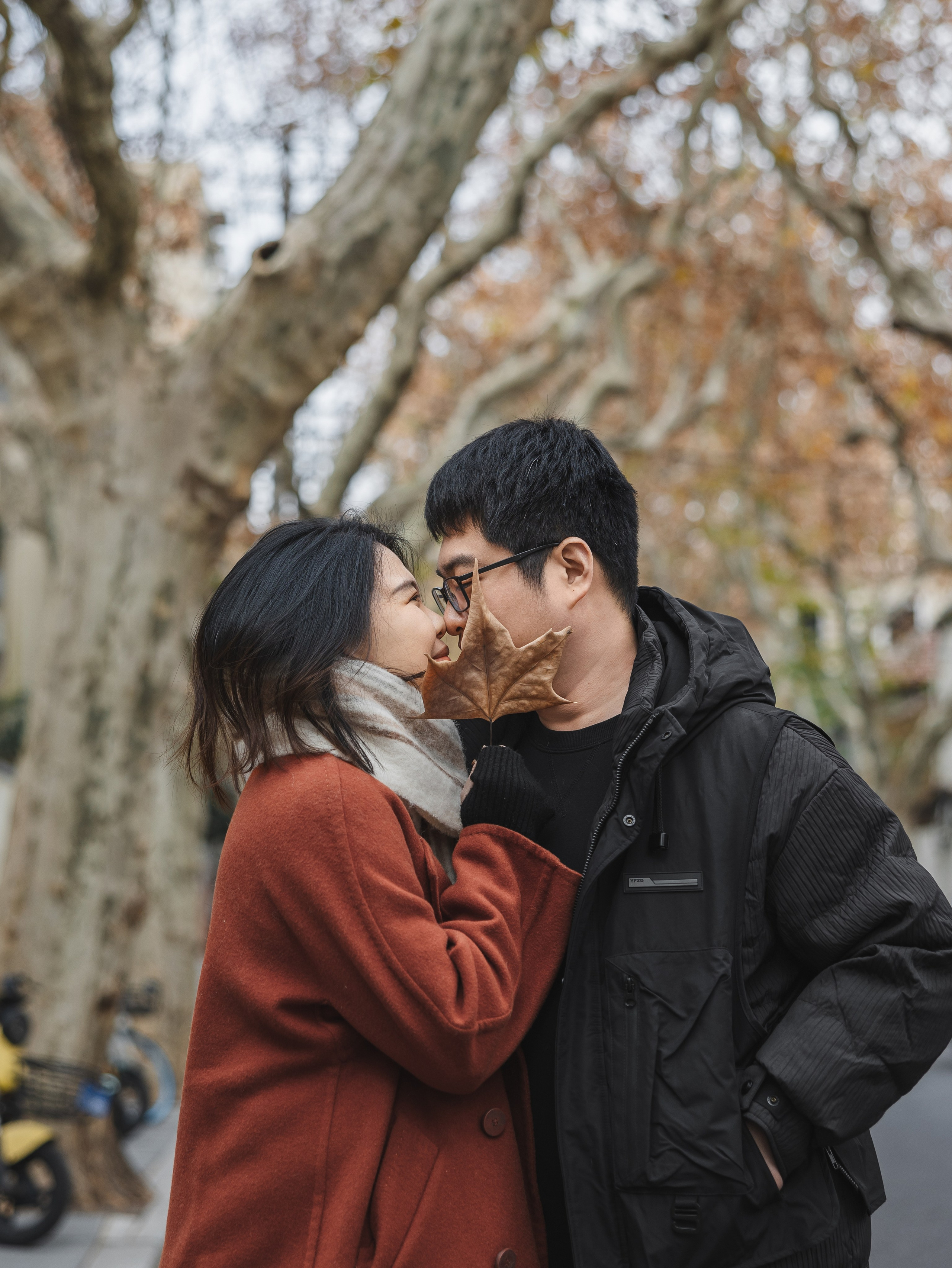 Candid photos of couple’s daily life. Shanghai Family Photographer Dora