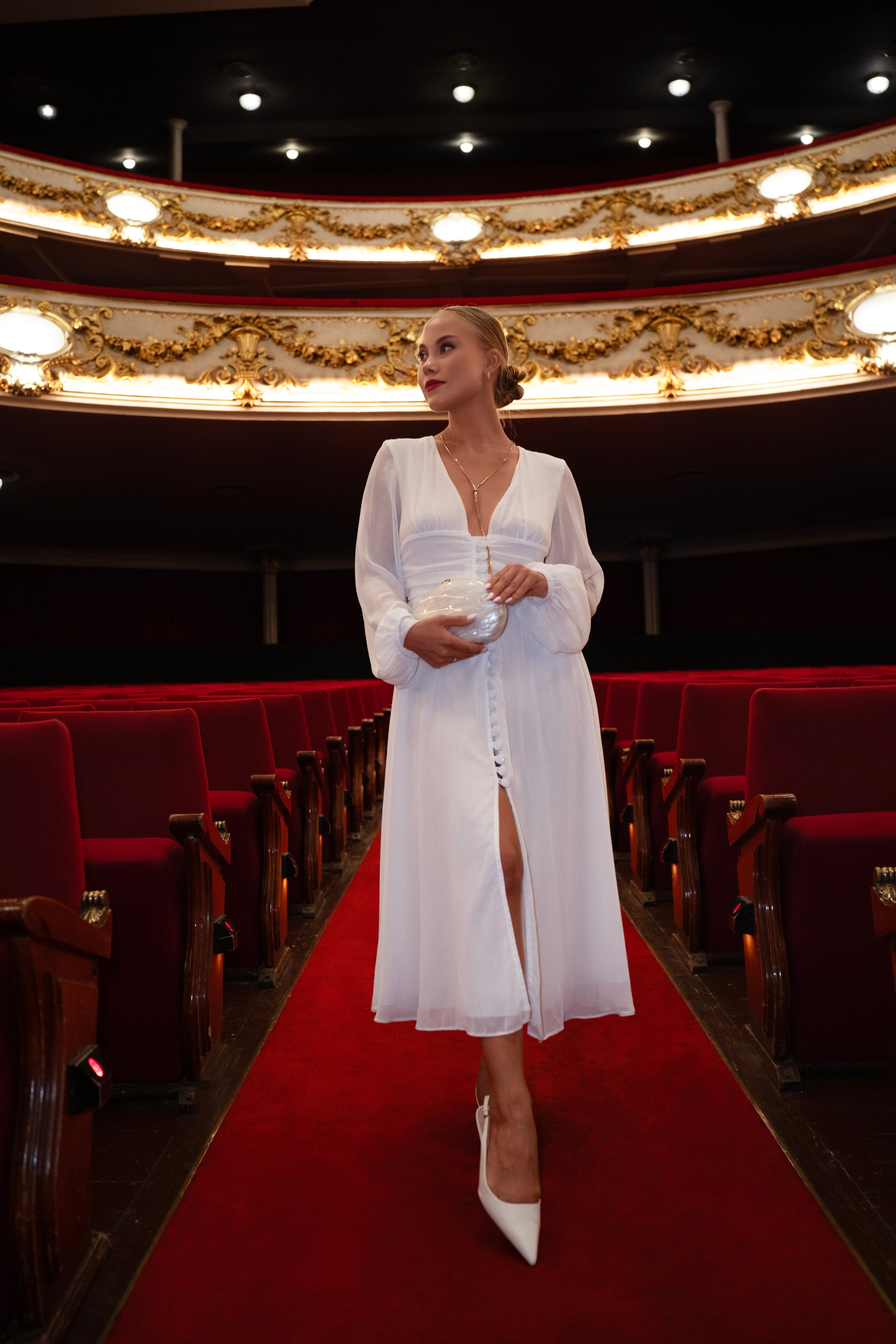 Theatre. Cinematic Photography in Spain | Photographer & Videographer