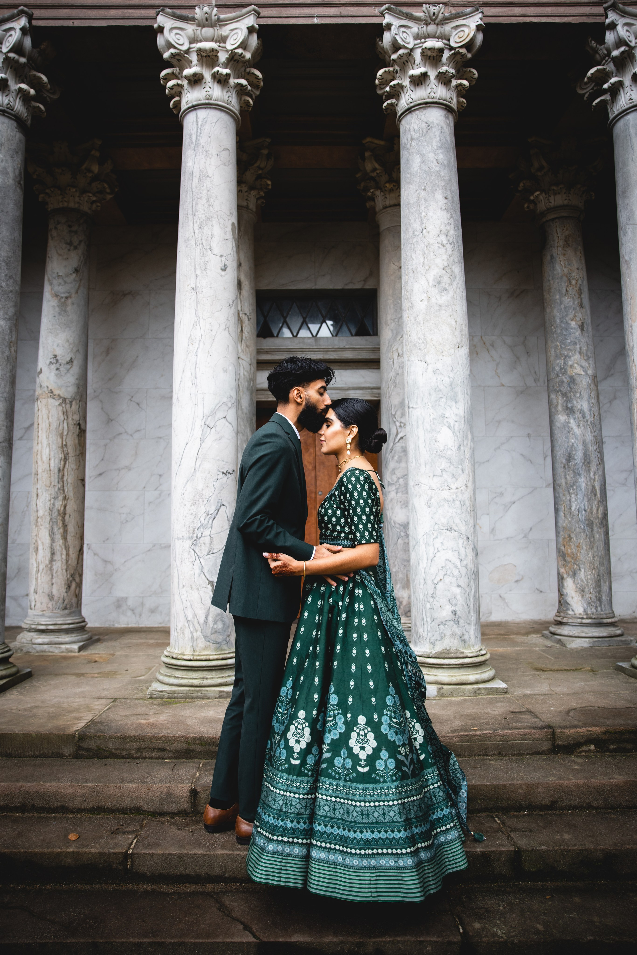 Indian style. Professional wedding photographer in Copenhagen, Denmark — Julia Byron