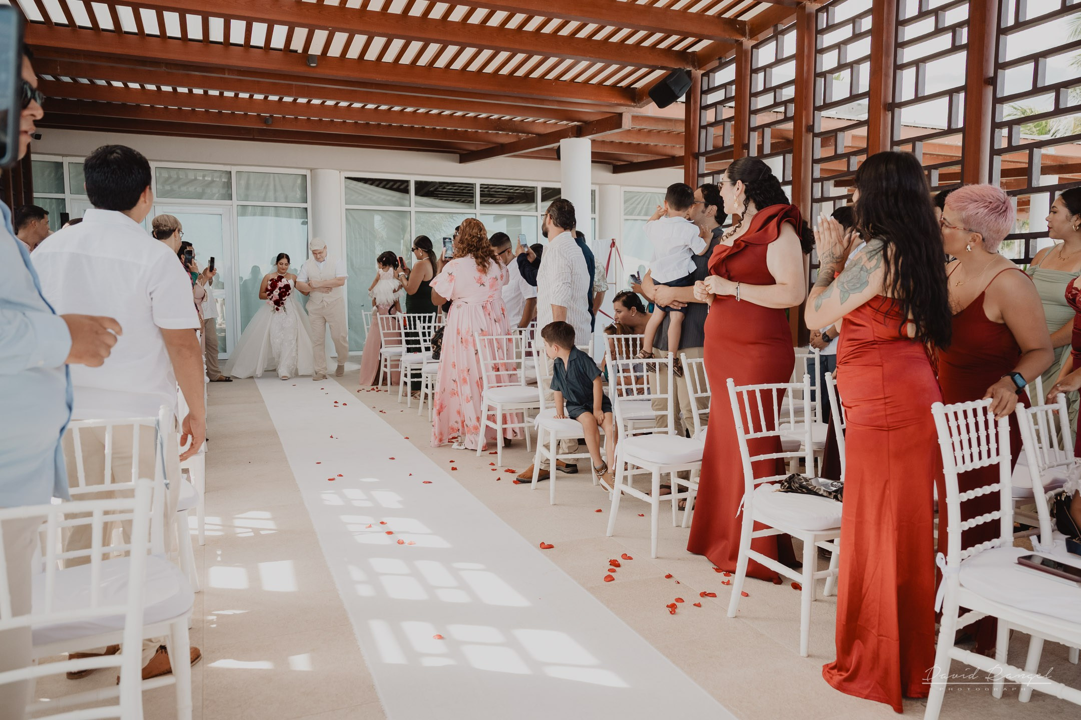 Destination Wedding in the Riviera Maya. Destination wedding photographer based in Cancun and Riviera Maya with service worldwide