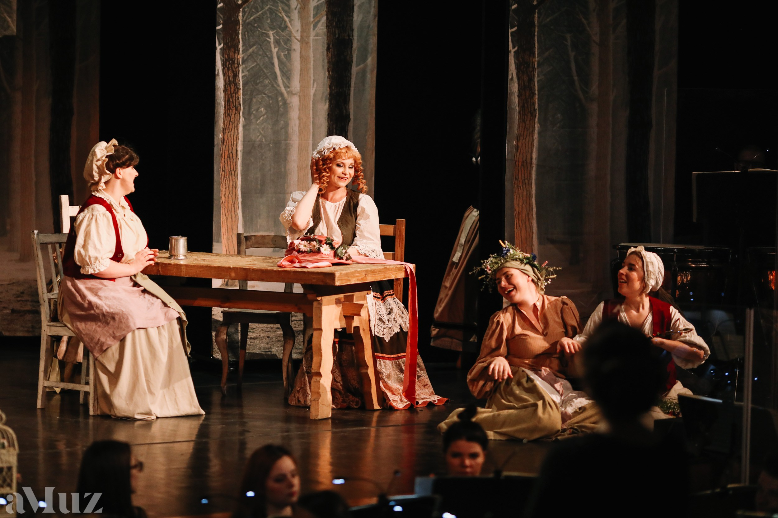 Opera Łąkowa. Fotograf Ślubny Warszawa - Sesje Biznesowe Rodzinne Eventy