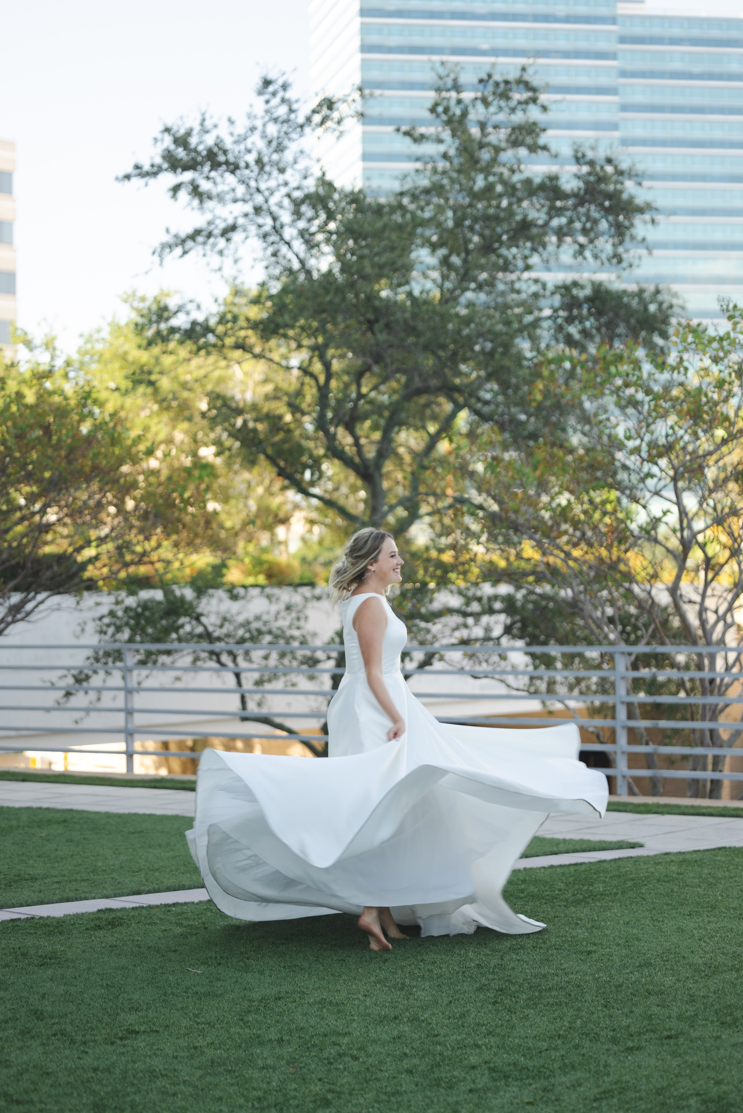 Wedding photography. Eikanmedia | Photographer and videographer capturing weddings, families, engagements, pregnancy & newborns | Vancouver, WA | USA
