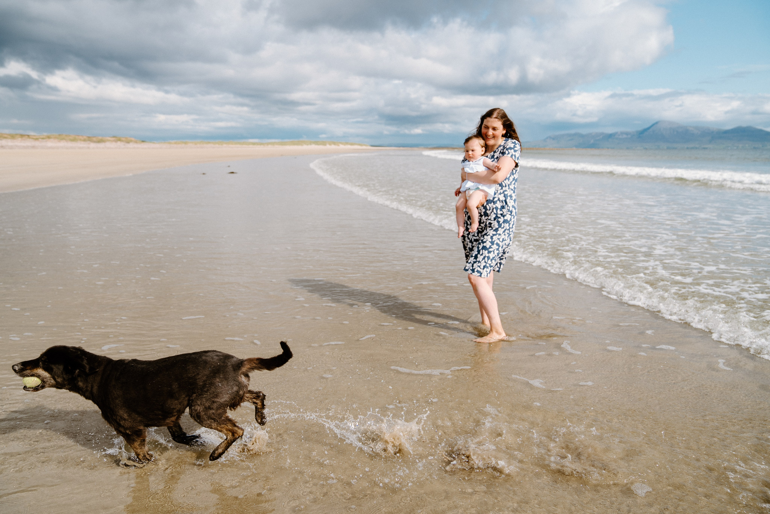 Darya and Mia at the ocean. Wedding and family photographer Ireland