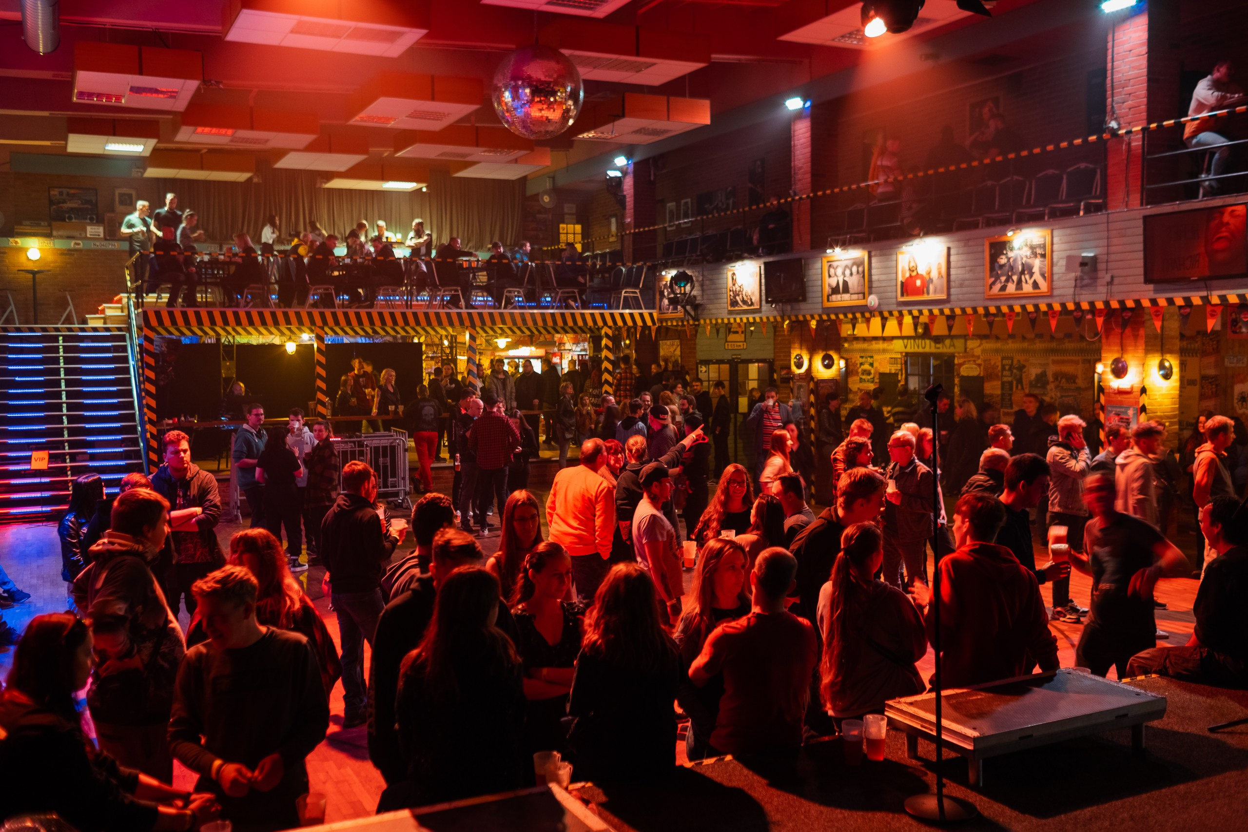 Rain Drops (Band). Welcome to my video and photo world!