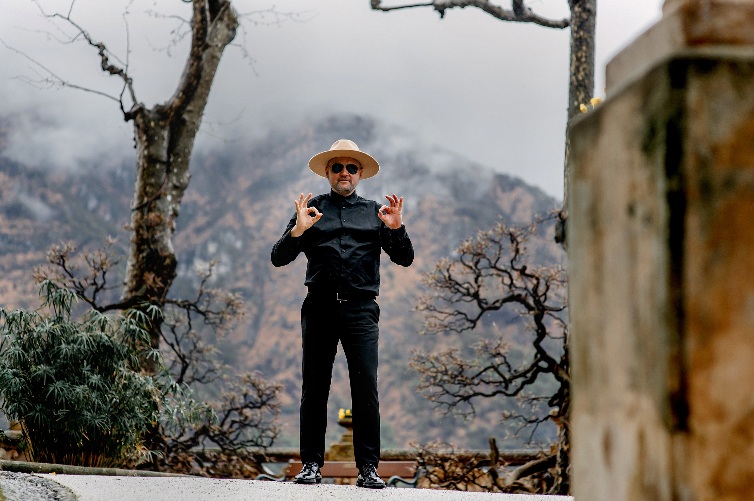 Como Evghenii. Wedding photographer from Moldova Alexey Chipchiu