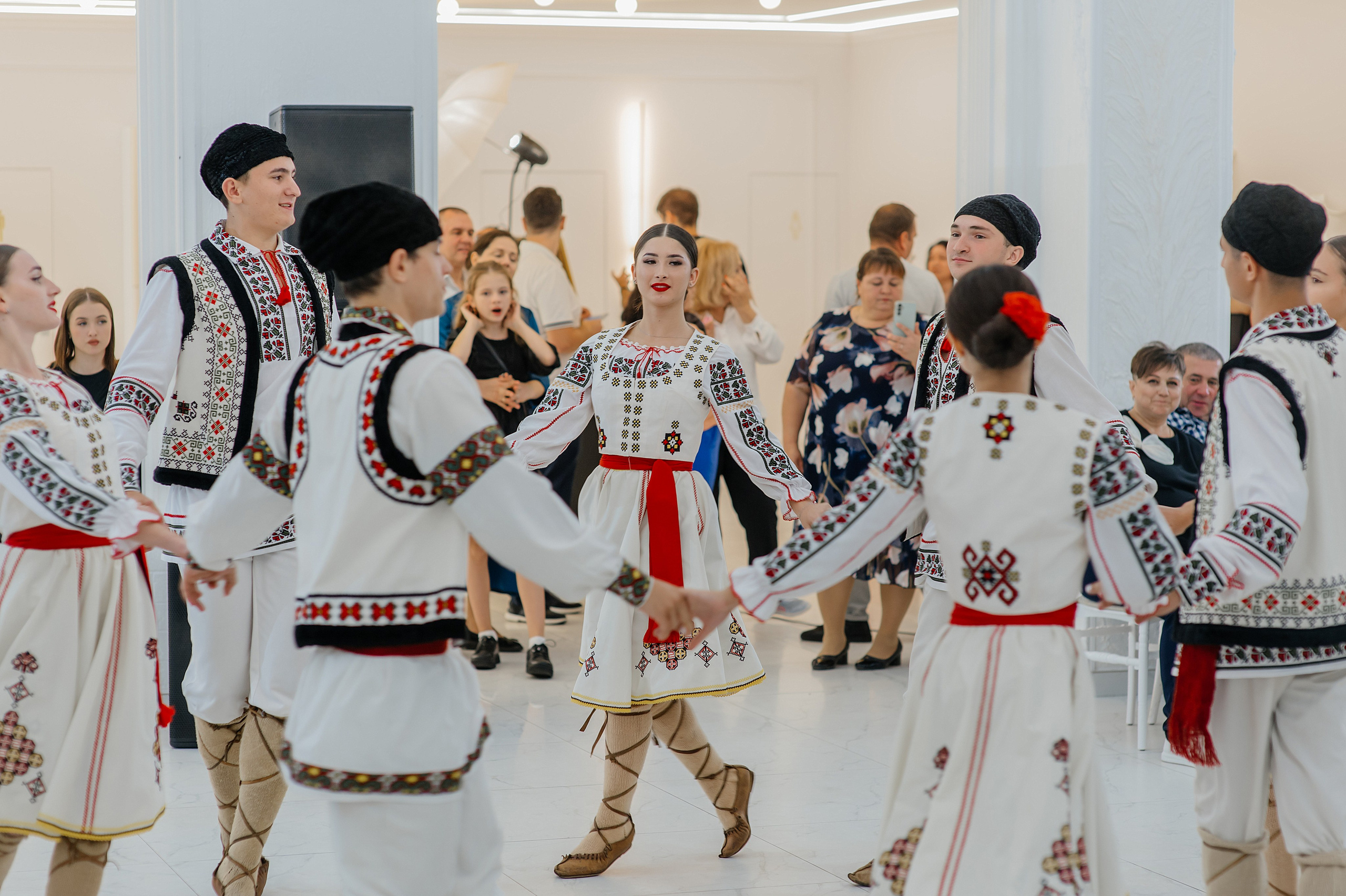 Wedding Dina & Vasili. Wedding photographer from Moldova Alexey Chipchiu