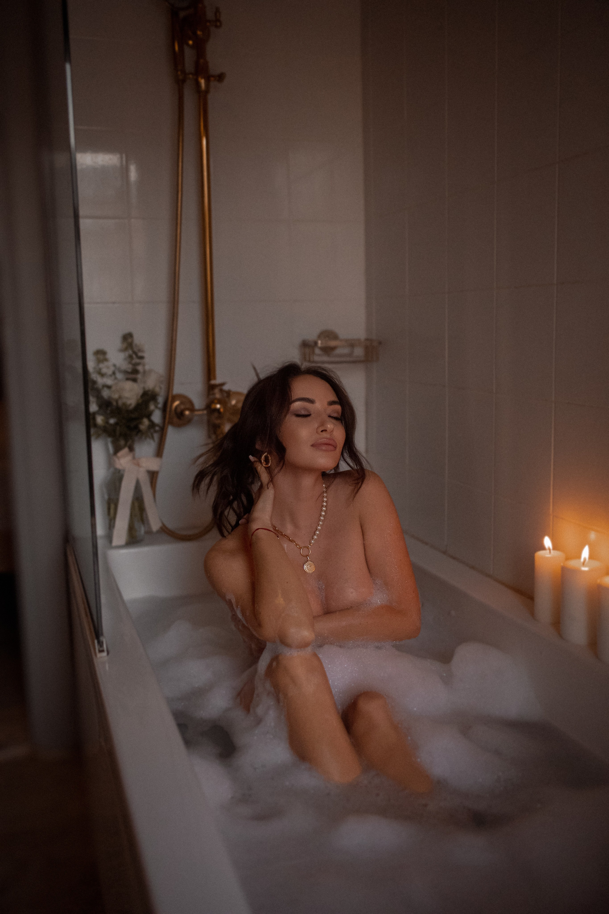 Фотосессия в старом городе Анталии. Фотограф в Анталии. Лучшая команда в Анталии. Фотосессии в Анталии под ключ. Отель в Калеичи. Старый город Анталья. Студийная и интерьерная Фотосессия в Анталье. Индивидуальная Фотосессия в Анталии Калеичи. Отели в Анталии. Отели рядом с Kaleiçi. delight Deluxe Hotel. Сборы в номере. Фотосессия в ванной. фото в ванне. Фото в номере.