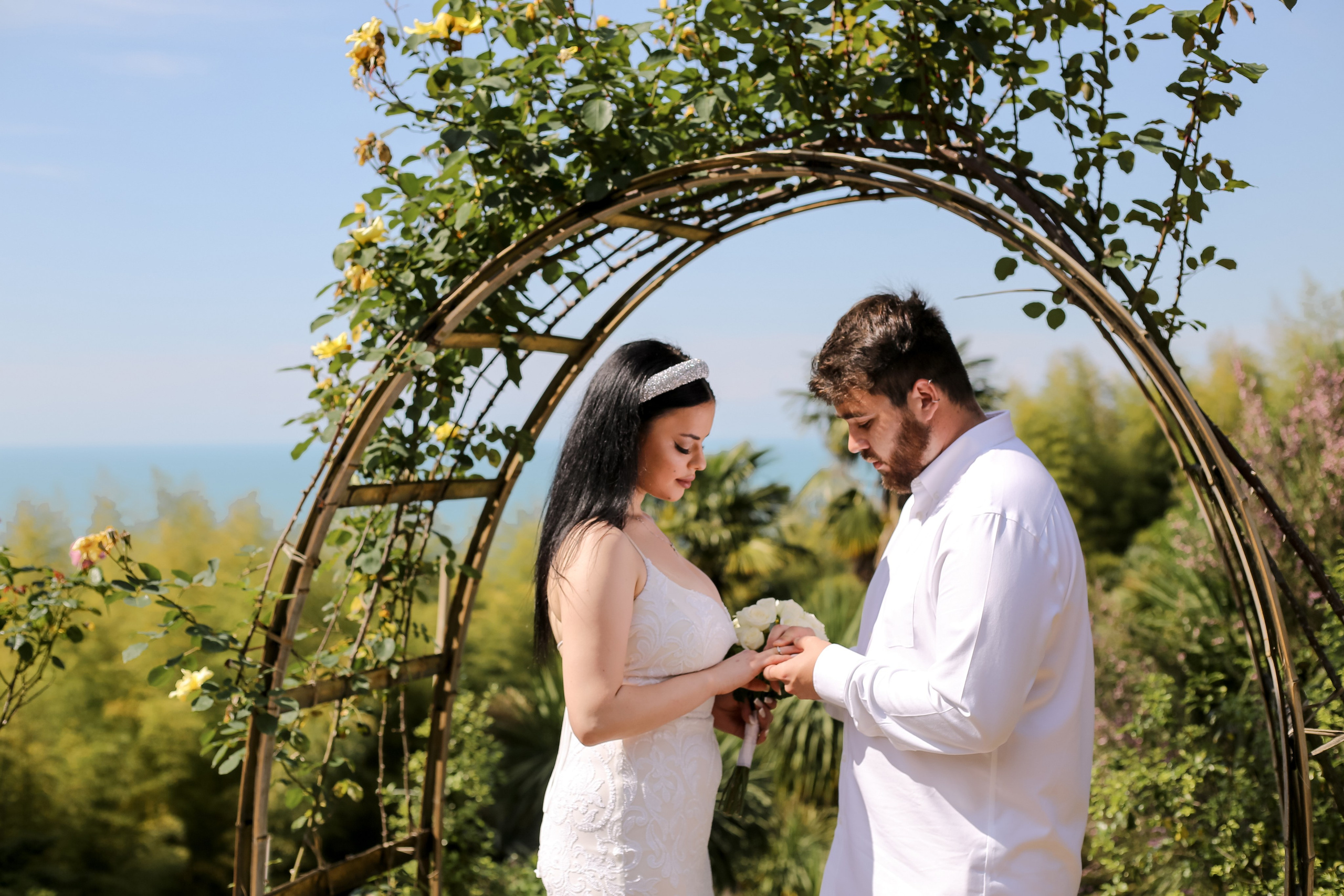 In the garden…. Свадебный, семейный и детский фотограф в Беларуси и за ее пределами
