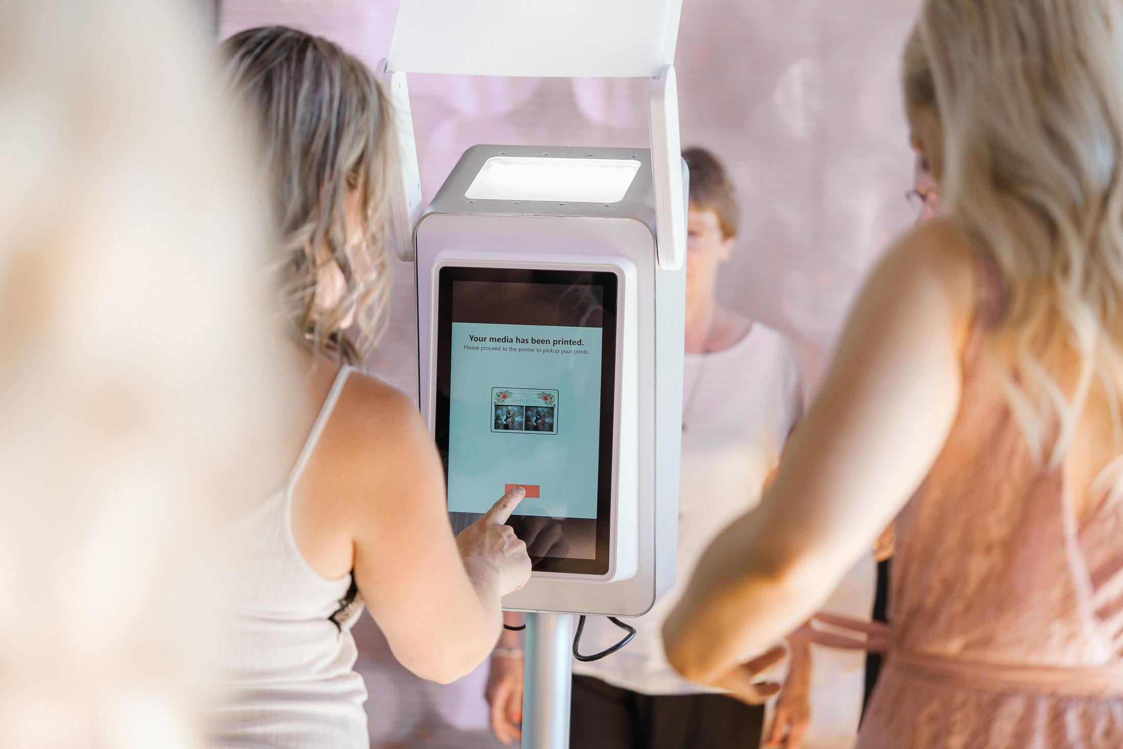 Hääkuvaaja Porvoossa | Unohtumattomat Hetket Hotelli Runosta Tanssisaarelle