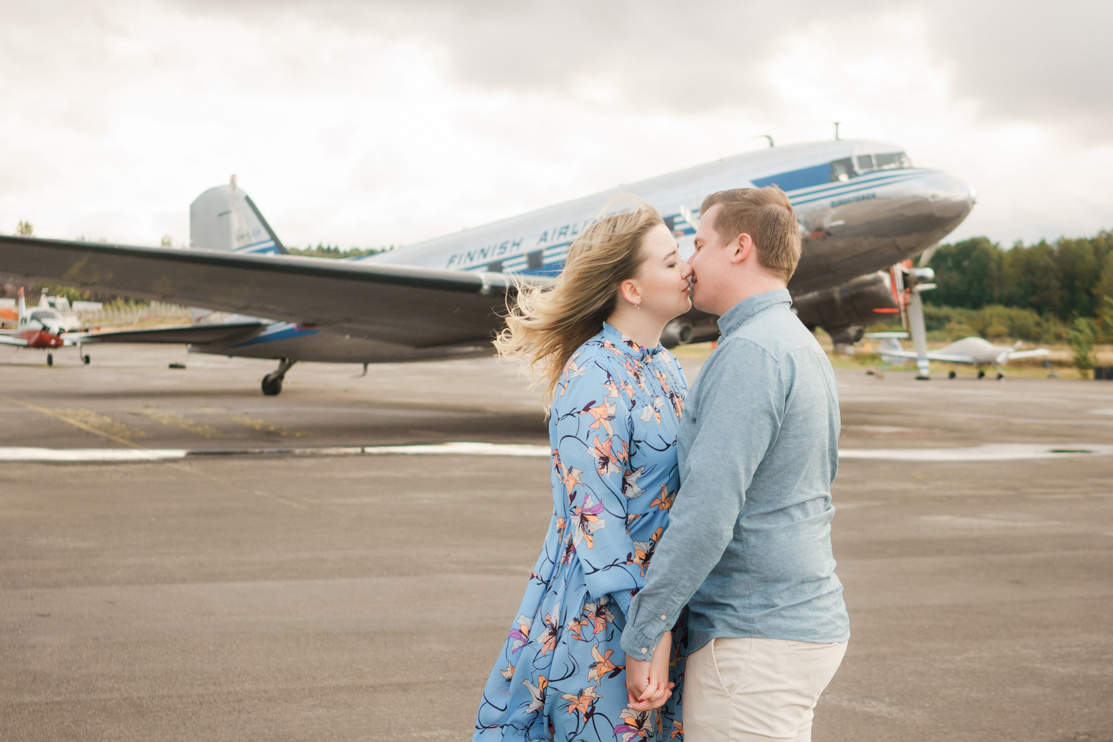 Kihlakuvaus Malmin lenkokentällä