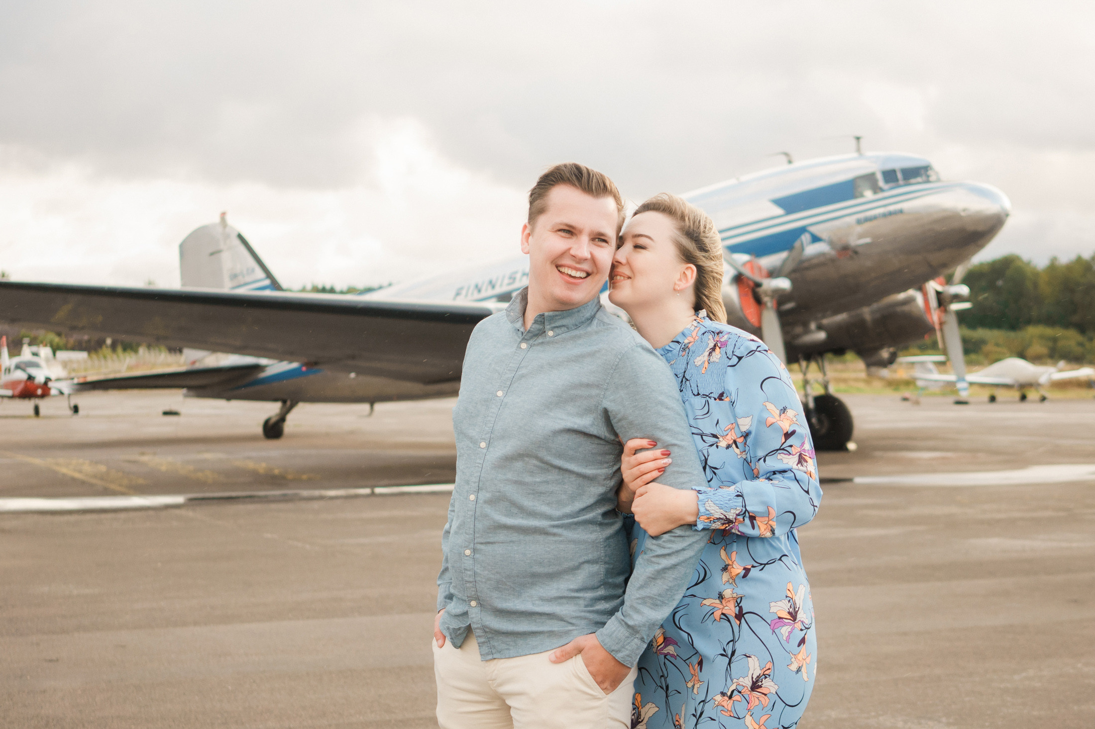 Kihlakuvaus Malmin lenkokentällä