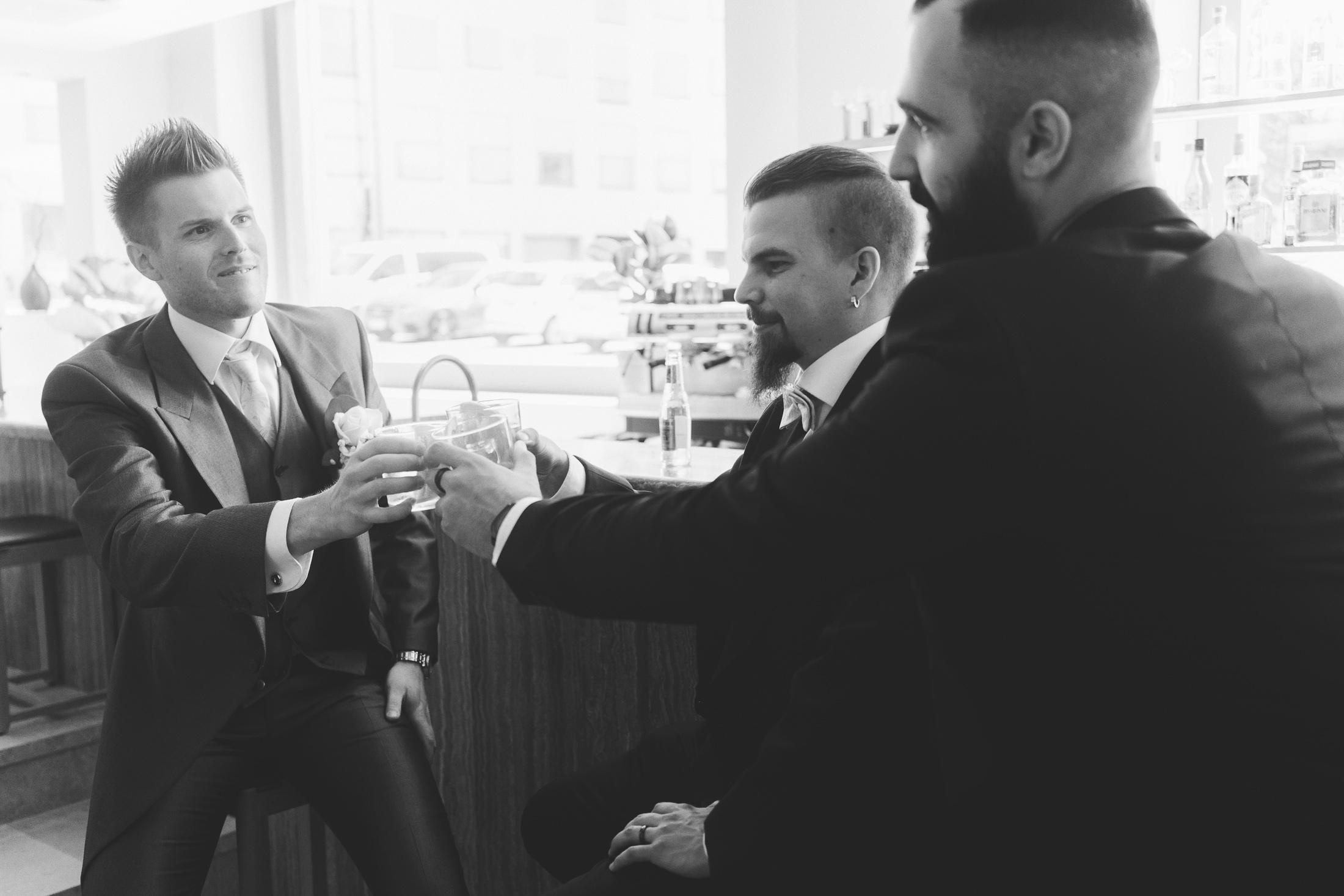 Hääkuvaaja Porvoossa | Unohtumattomat Hetket Hotelli Runosta Tanssisaarelle