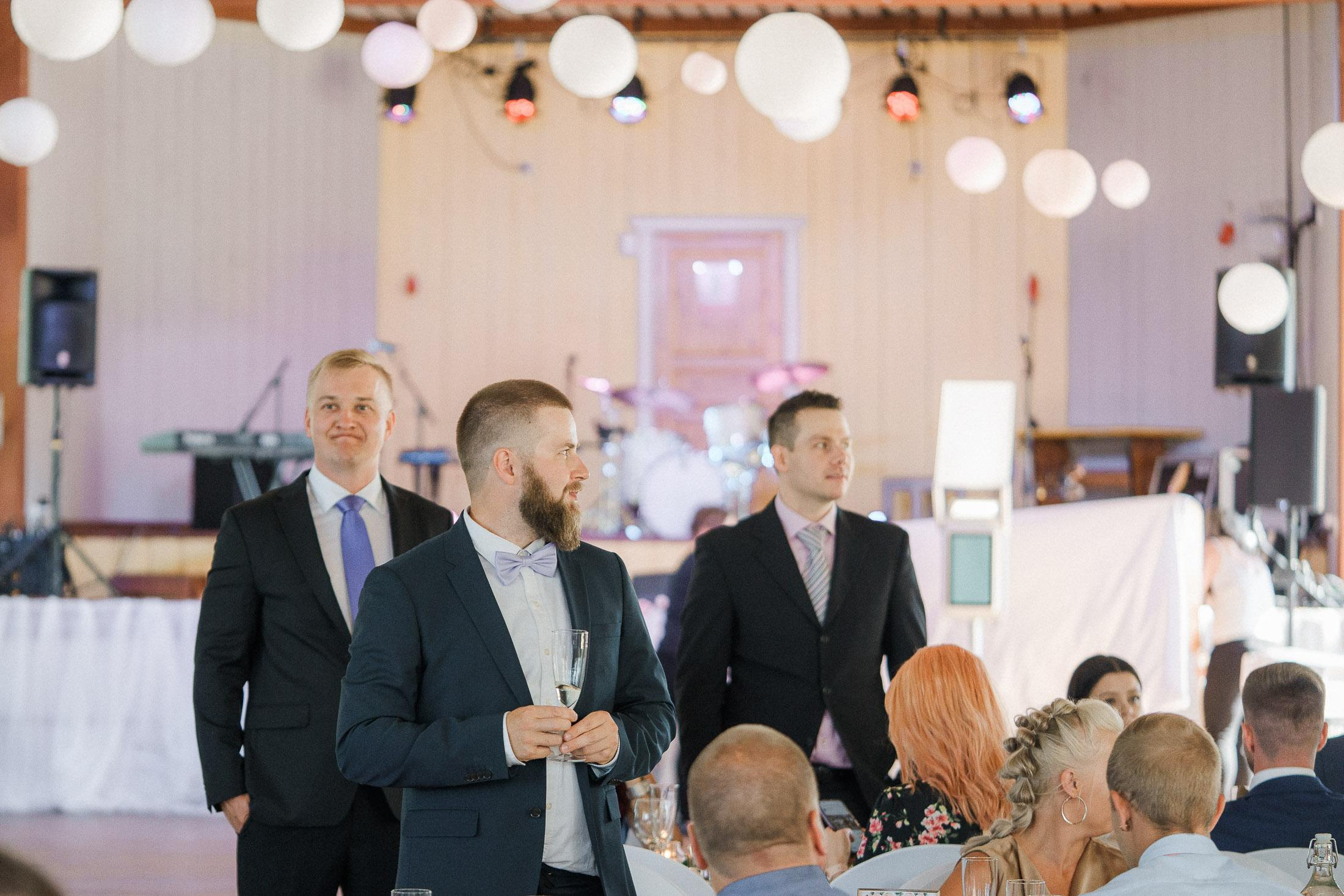 Hääkuvaaja Porvoossa | Unohtumattomat Hetket Hotelli Runosta Tanssisaarelle