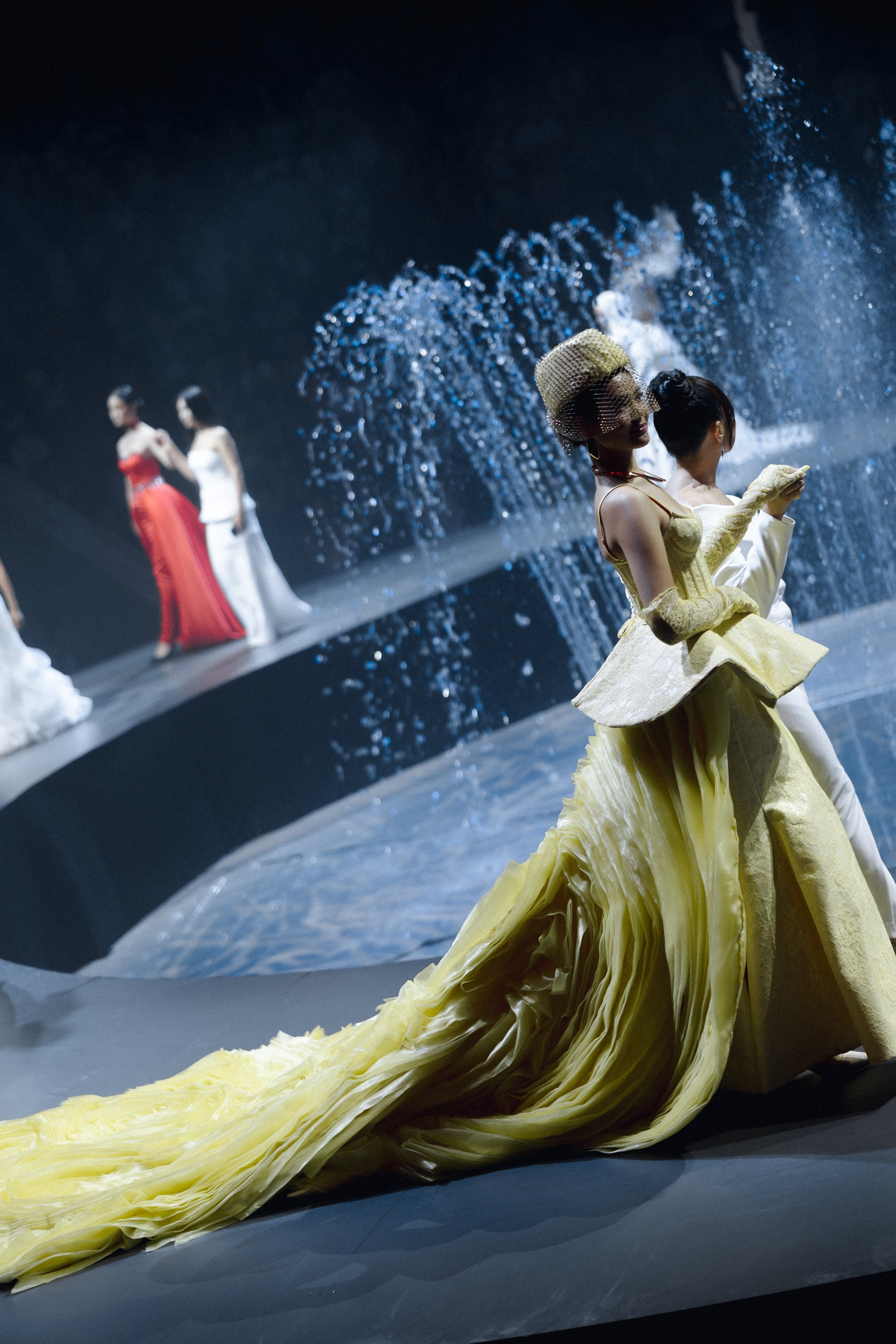 VONAMA CULT SHOW 2025. Азимжан Нуритдинходжаев — свадебный фотограф