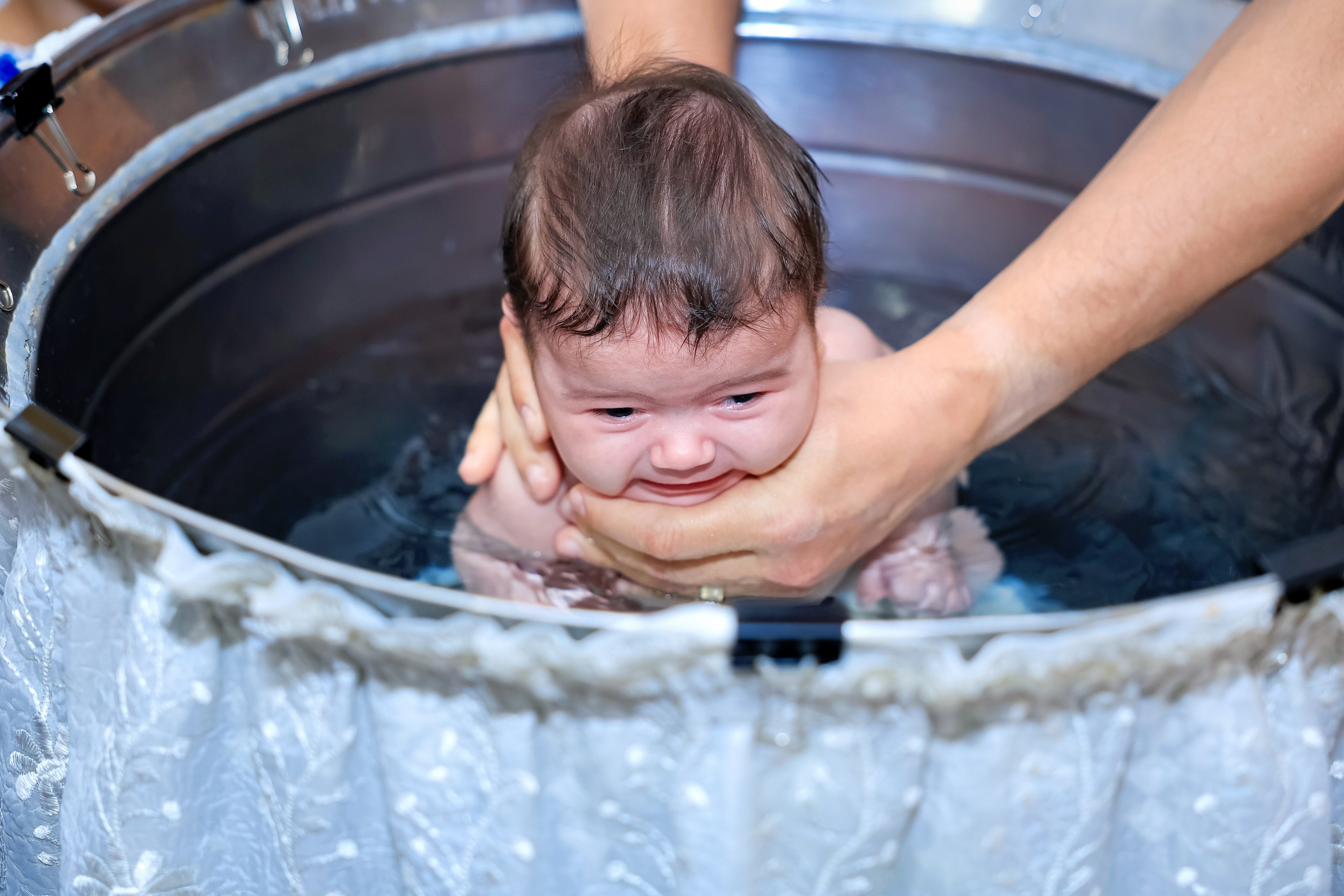 Andrei Sebastian. Moments By Gub