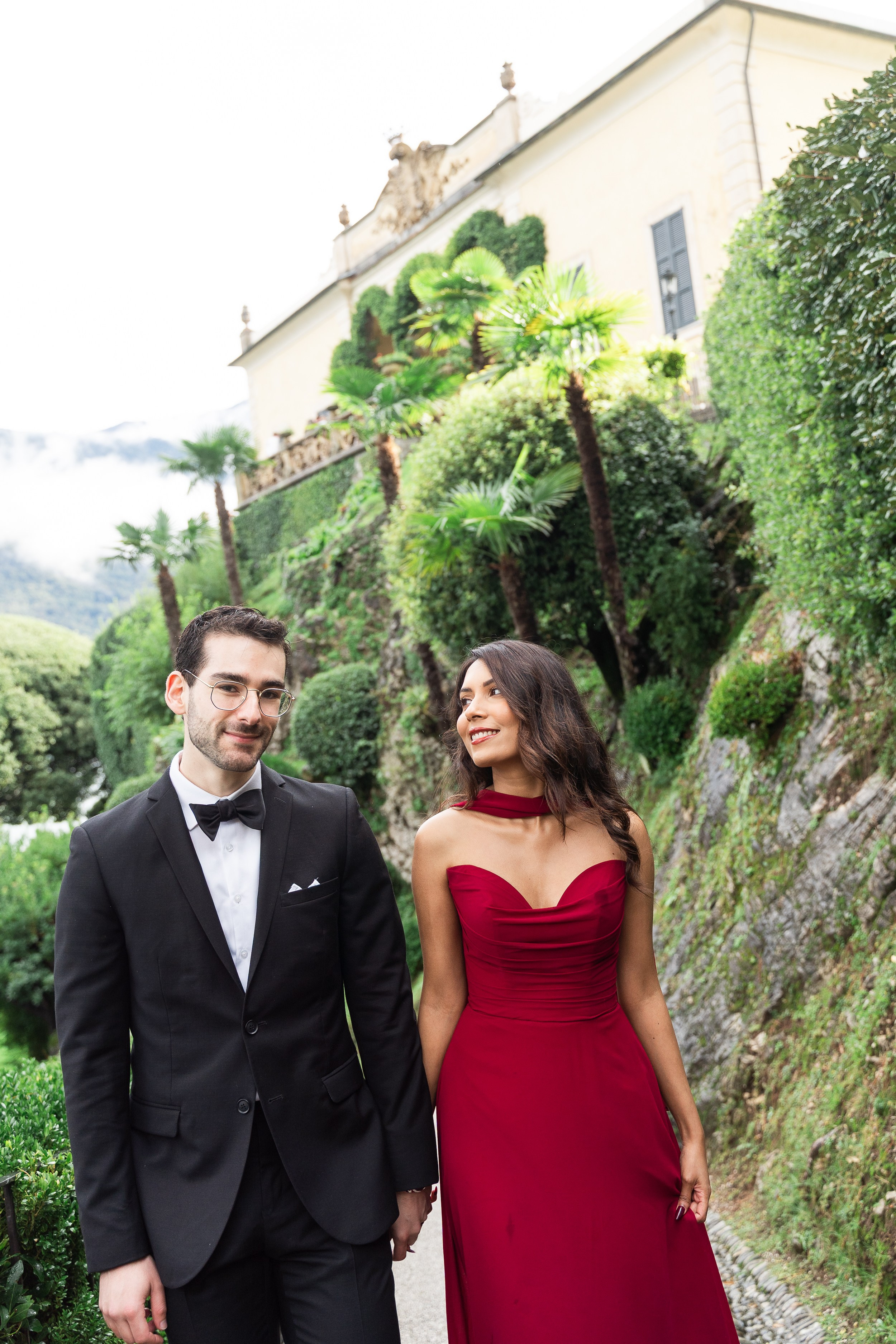Engagement Photoshoot at the Villa Balbianello. Proposal Photographer in Lake Como