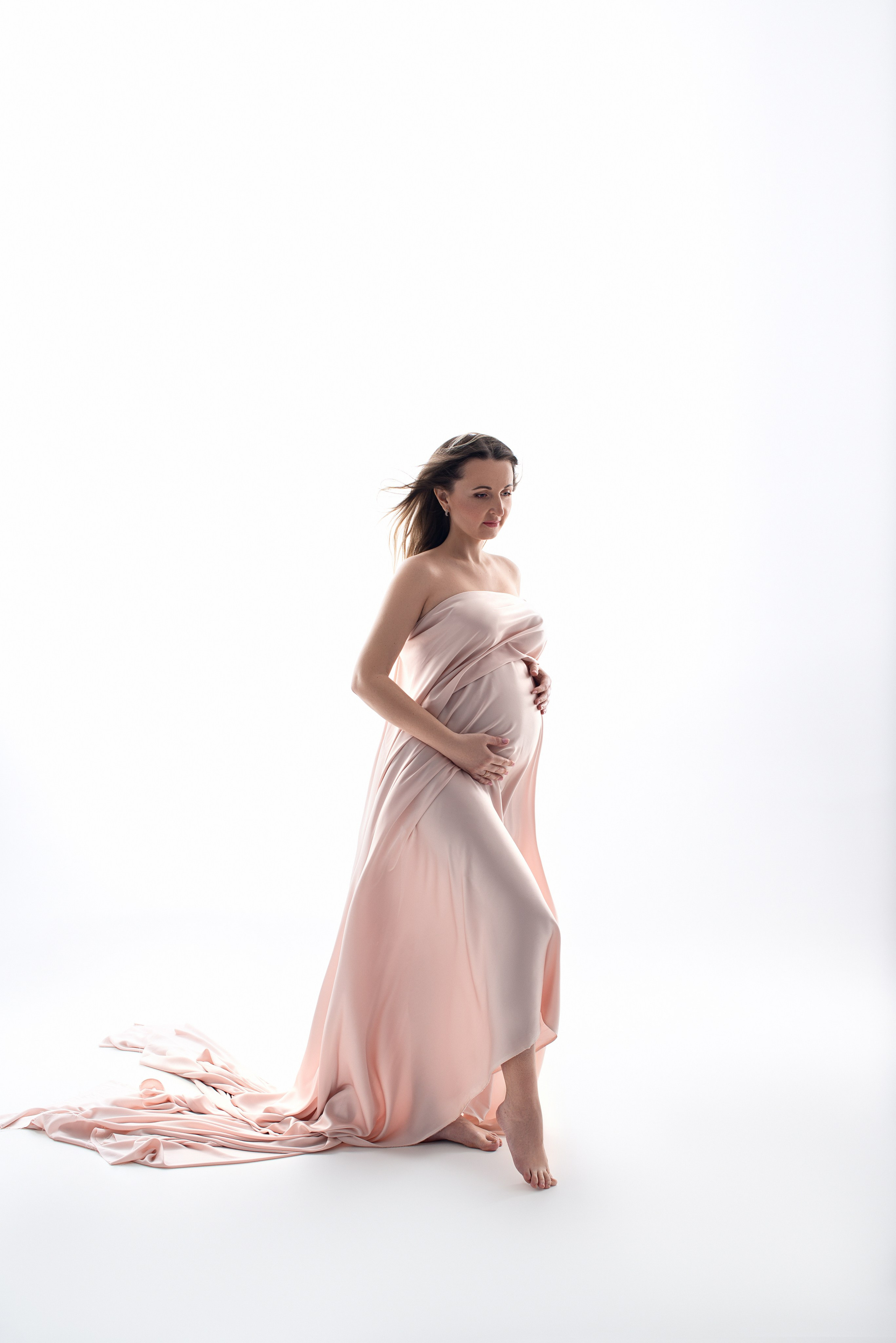 Babybauchshooting in Berlin – Elegant & Natürlich
