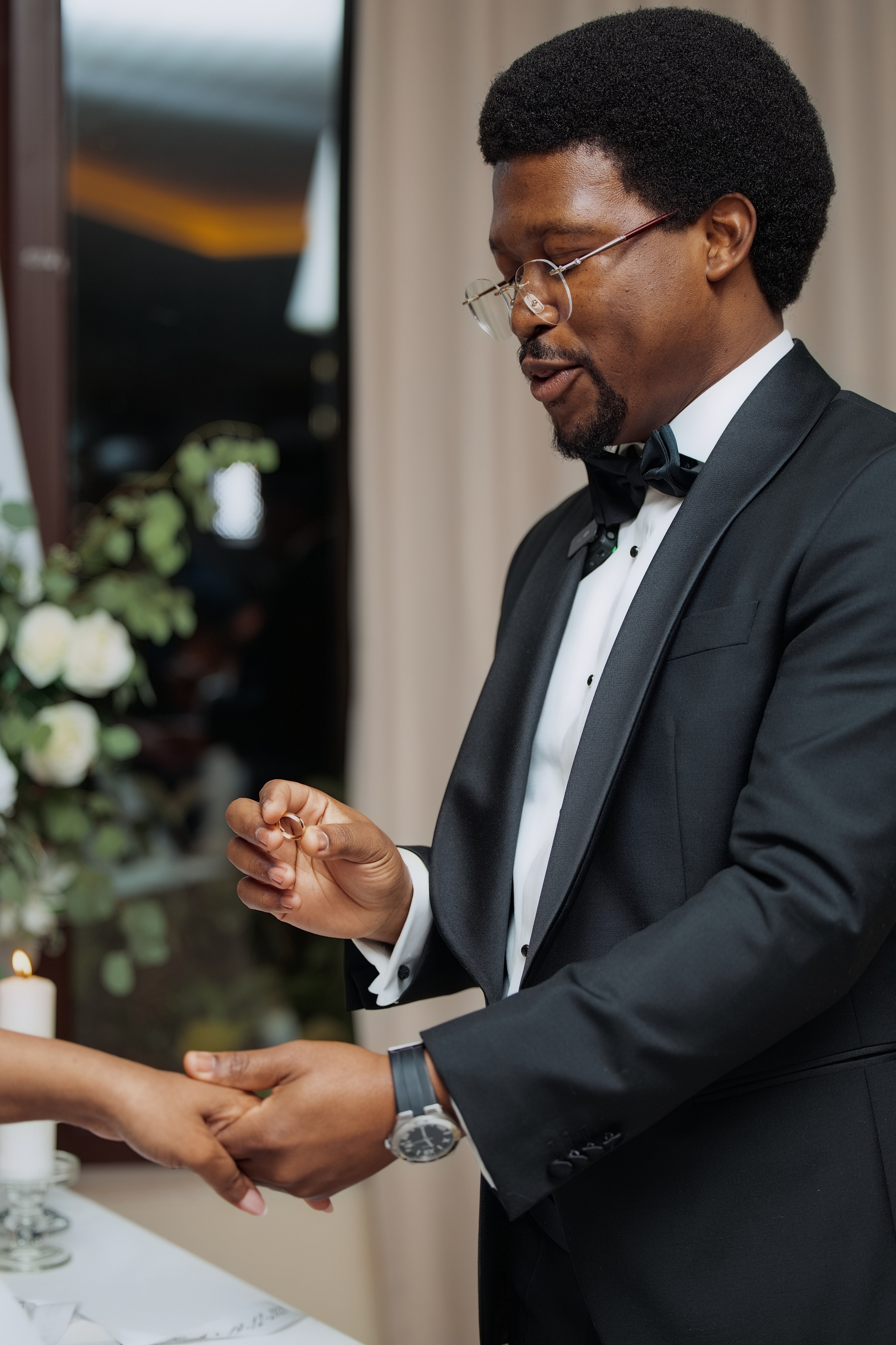 Nawik e Ethson. Fazemos o seu casamento ser lembrado por gerações